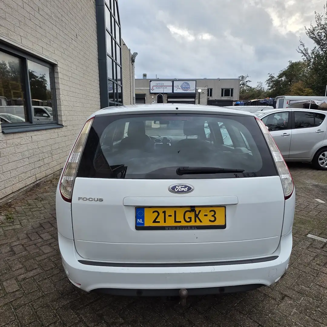 Ford Focus 1.8 Limited Flex.F. 2010 AIRCO cam rijd perfect Wit - 2