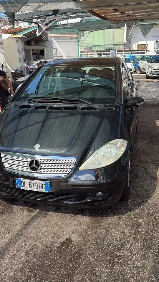 Mercedes-Benz A 200