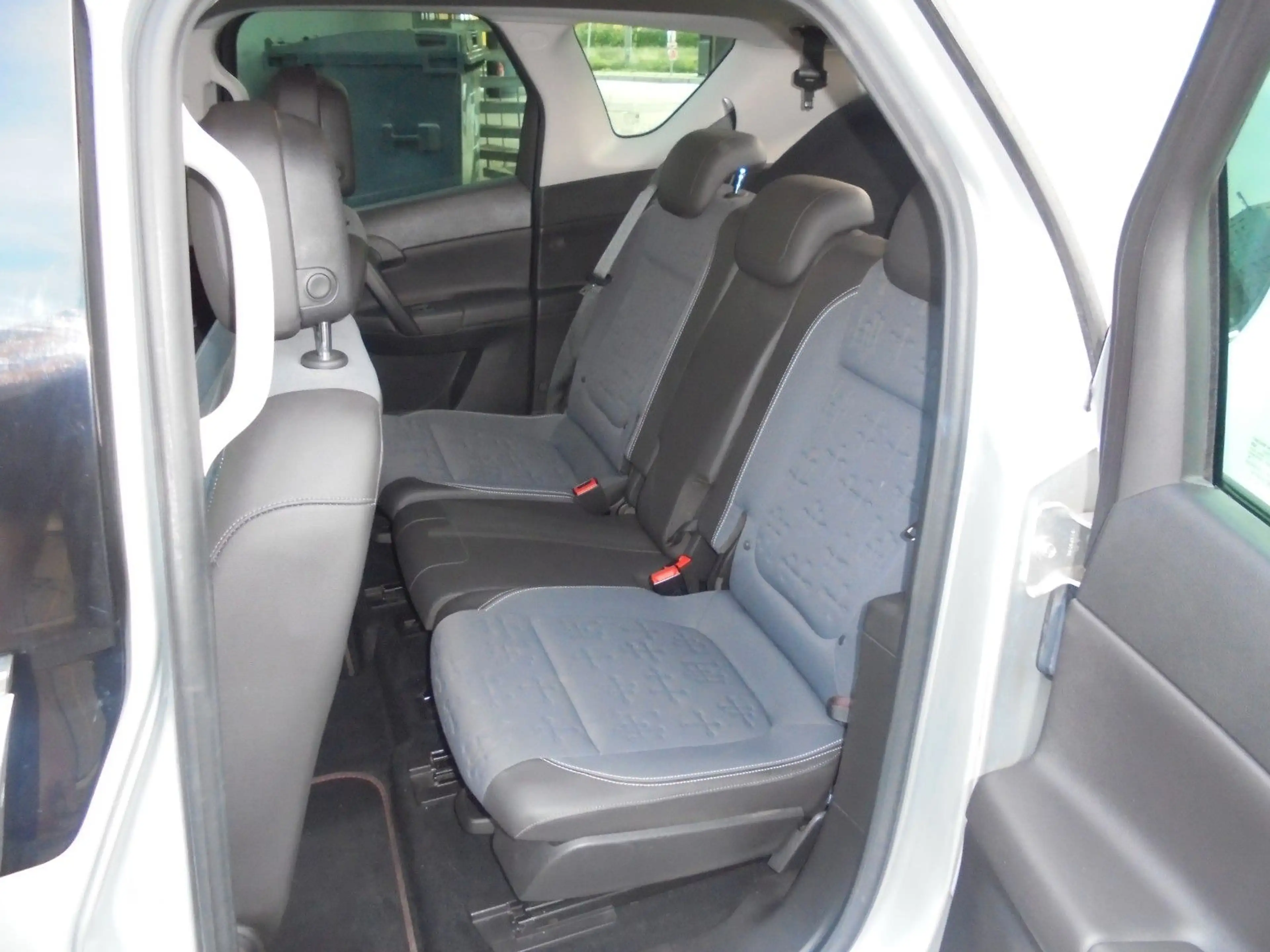 Opel Meriva 1.4 ecoFLEX Color Edition /Garantie/ — photo 11