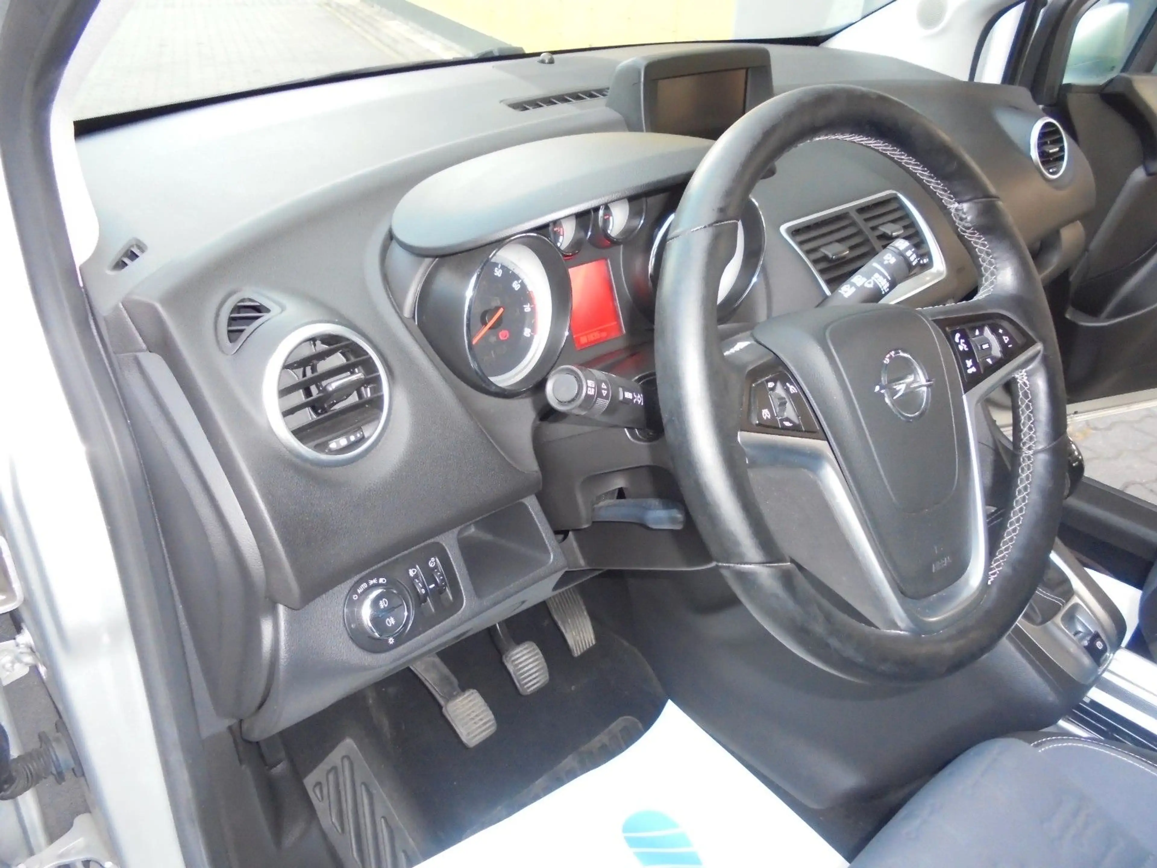 Opel Meriva 1.4 ecoFLEX Color Edition /Garantie/ — photo 15