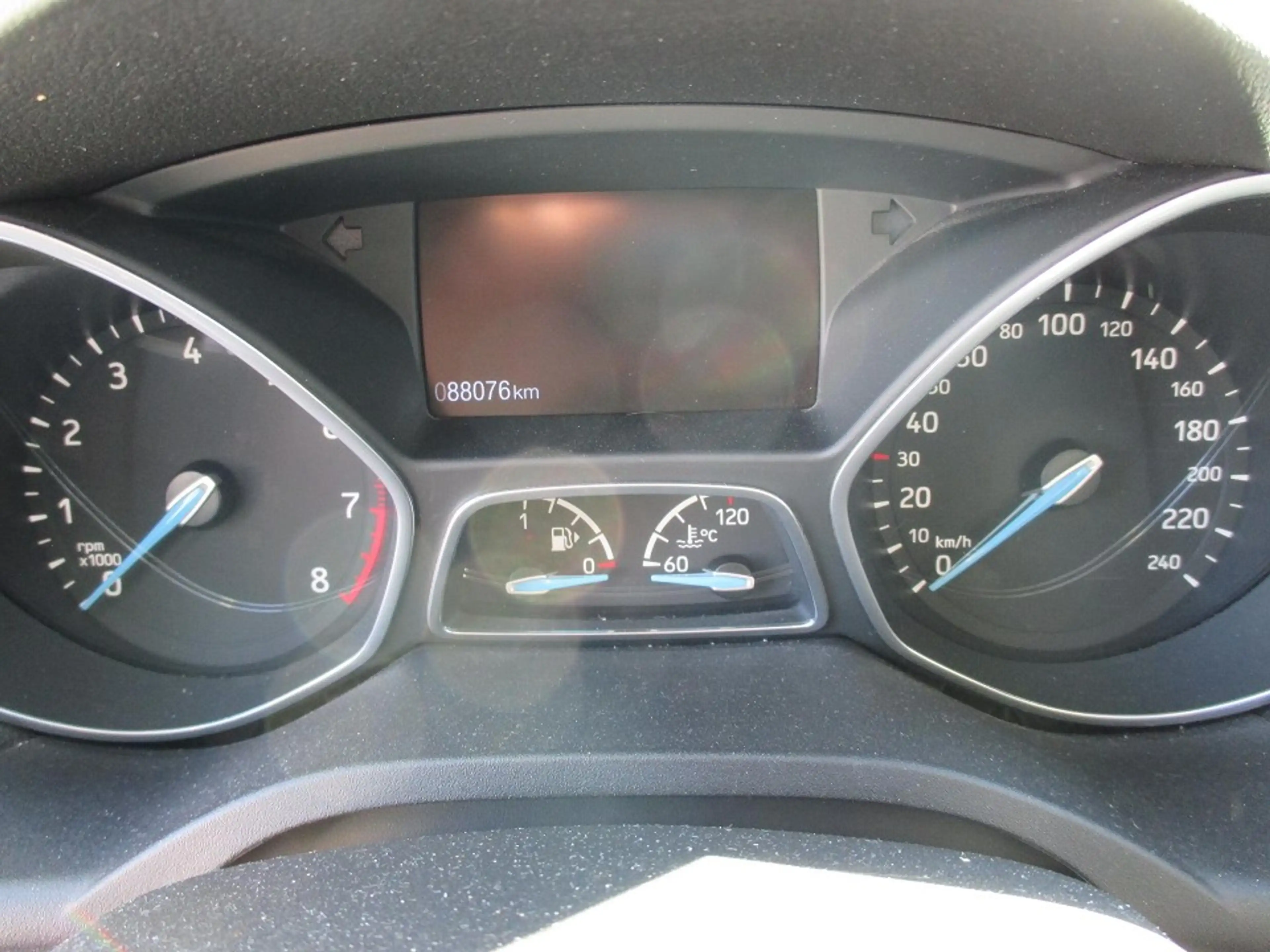 Ford C-Max 1.5 EcoBoost Titanium — photo 14