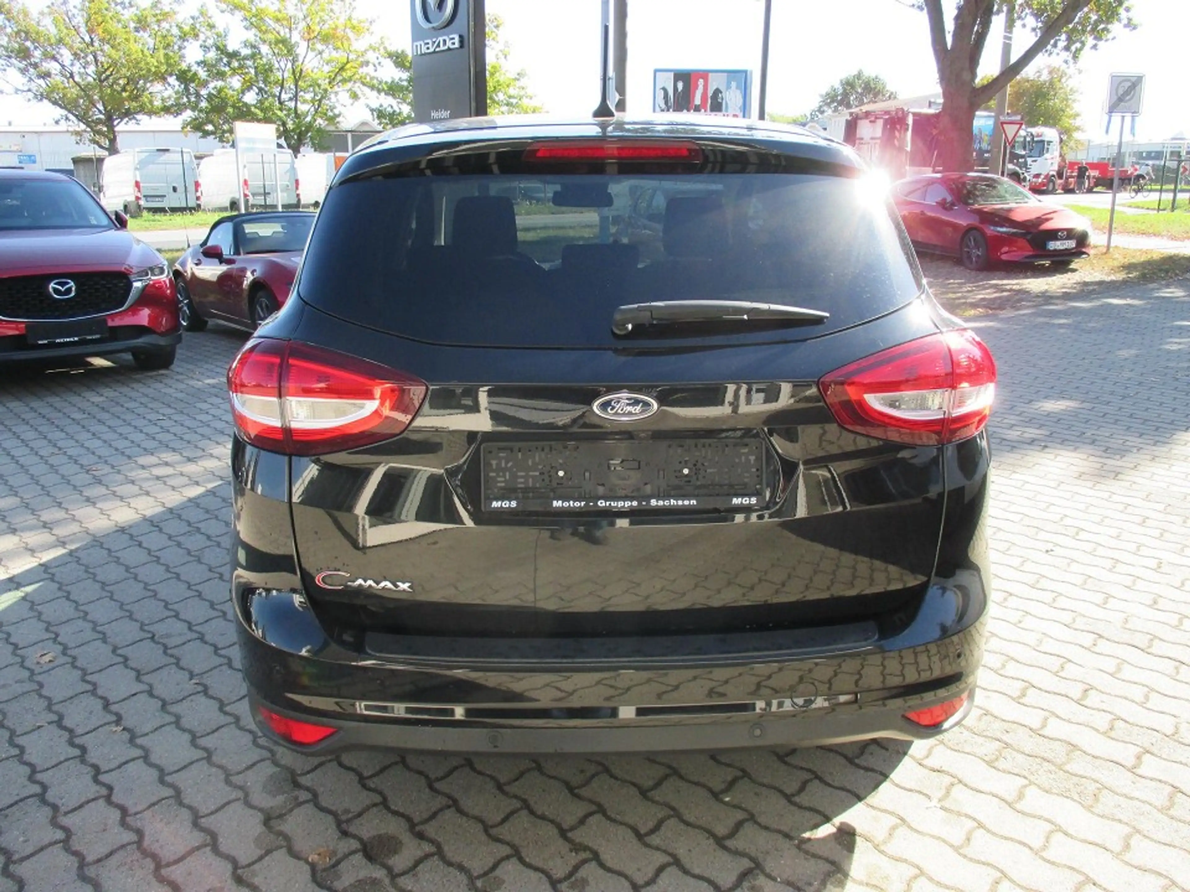 Ford C-Max 1.5 EcoBoost Titanium — photo 6