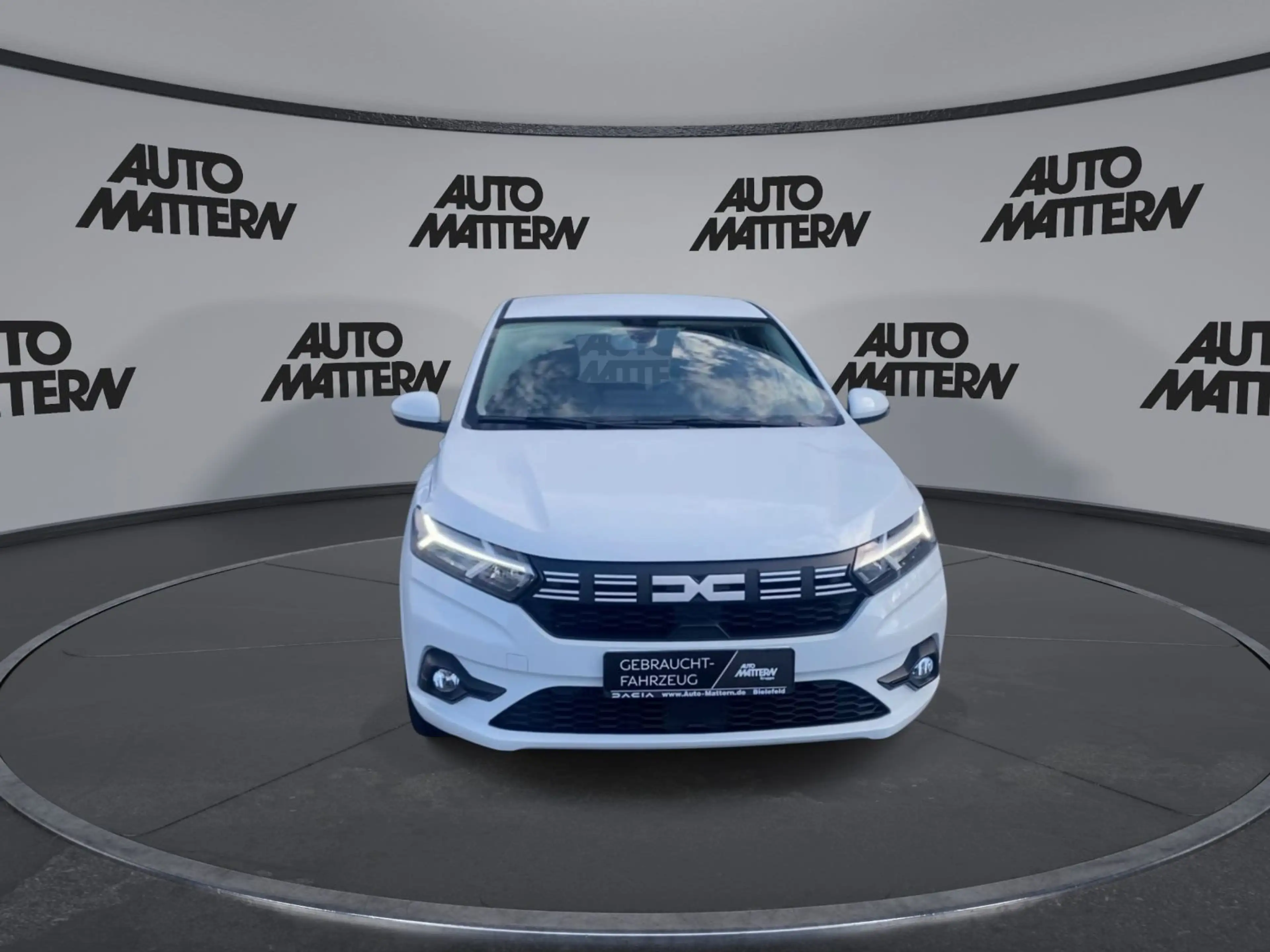Dacia Sandero III 1.0 TCe 90 Expression — photo 3