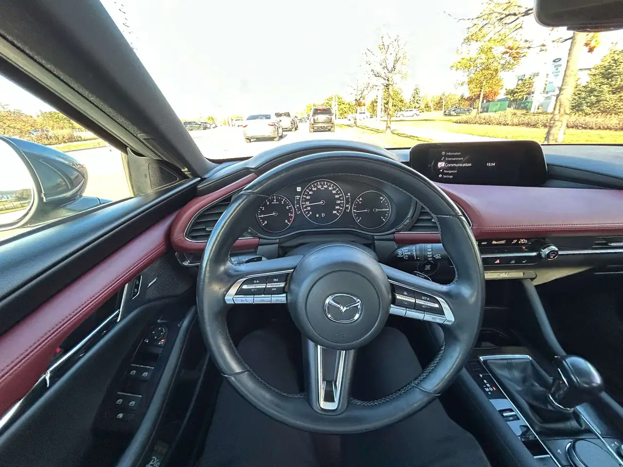Mazda 3 снимка Mazda 3
