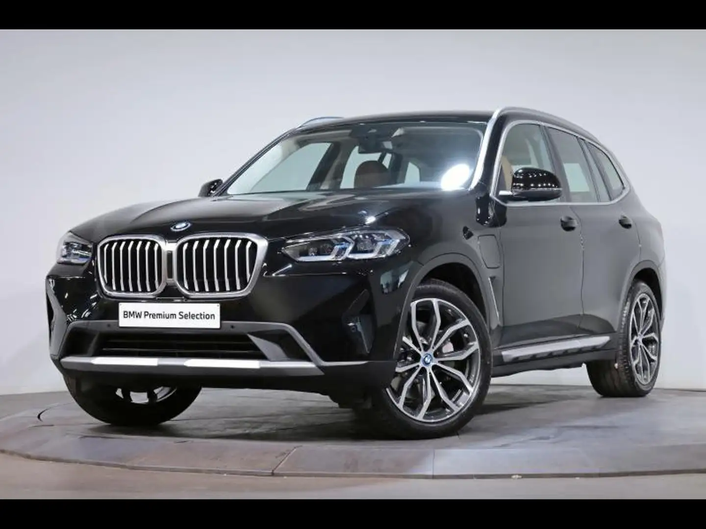 BMW X3 xDrive30e Noir - 1