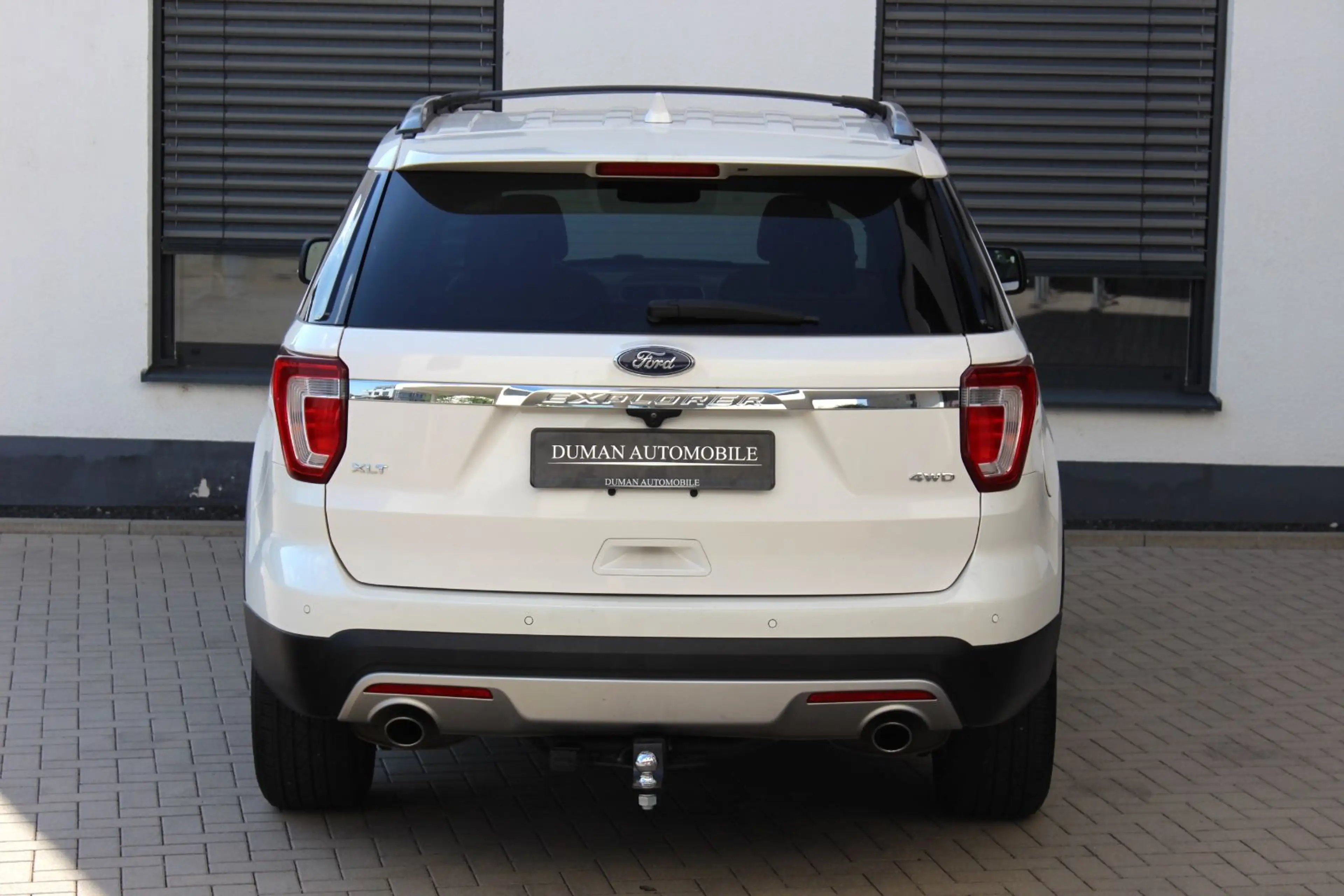 Ford Explorer 3.5 Ti-VCT V6 4x4 6-SITZE AHK PANO — photo 5