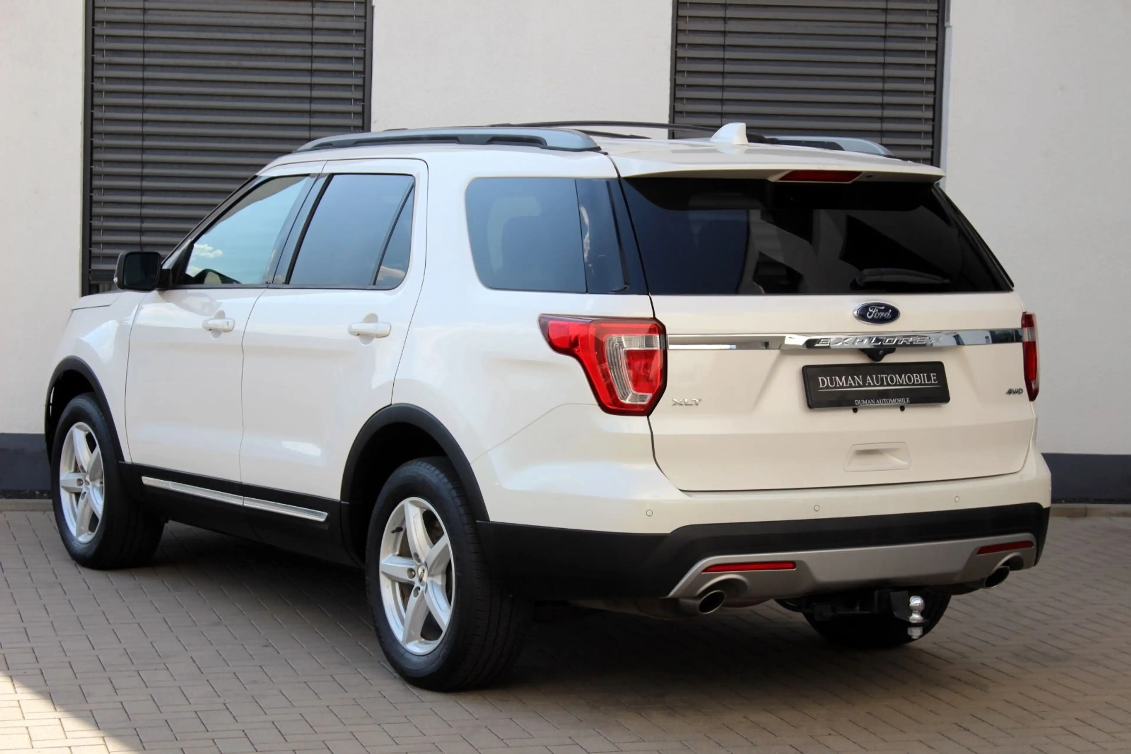 Ford Explorer 3.5 Ti-VCT V6 4x4 6-SITZE AHK PANO — photo 6