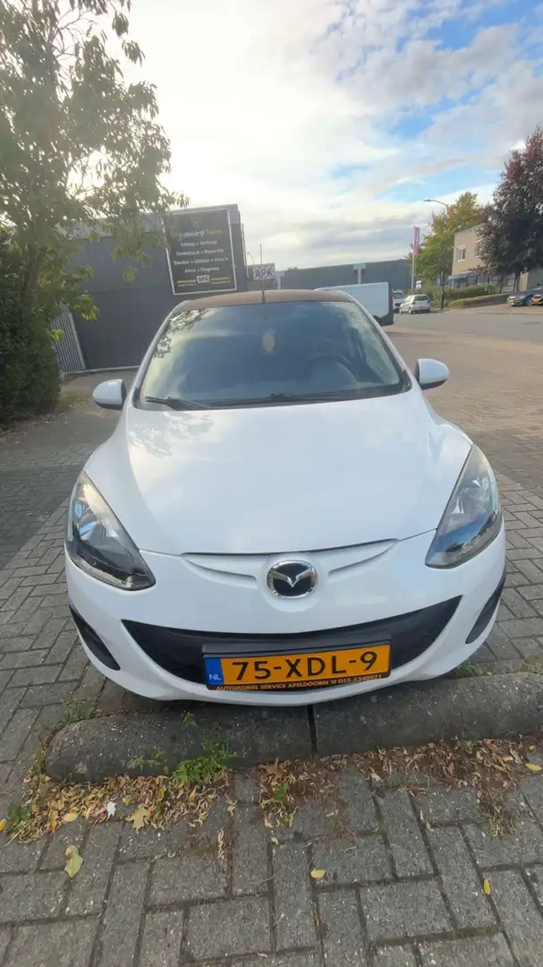 Mazda 2 1.3 BIFUEL Cool Wit - 2