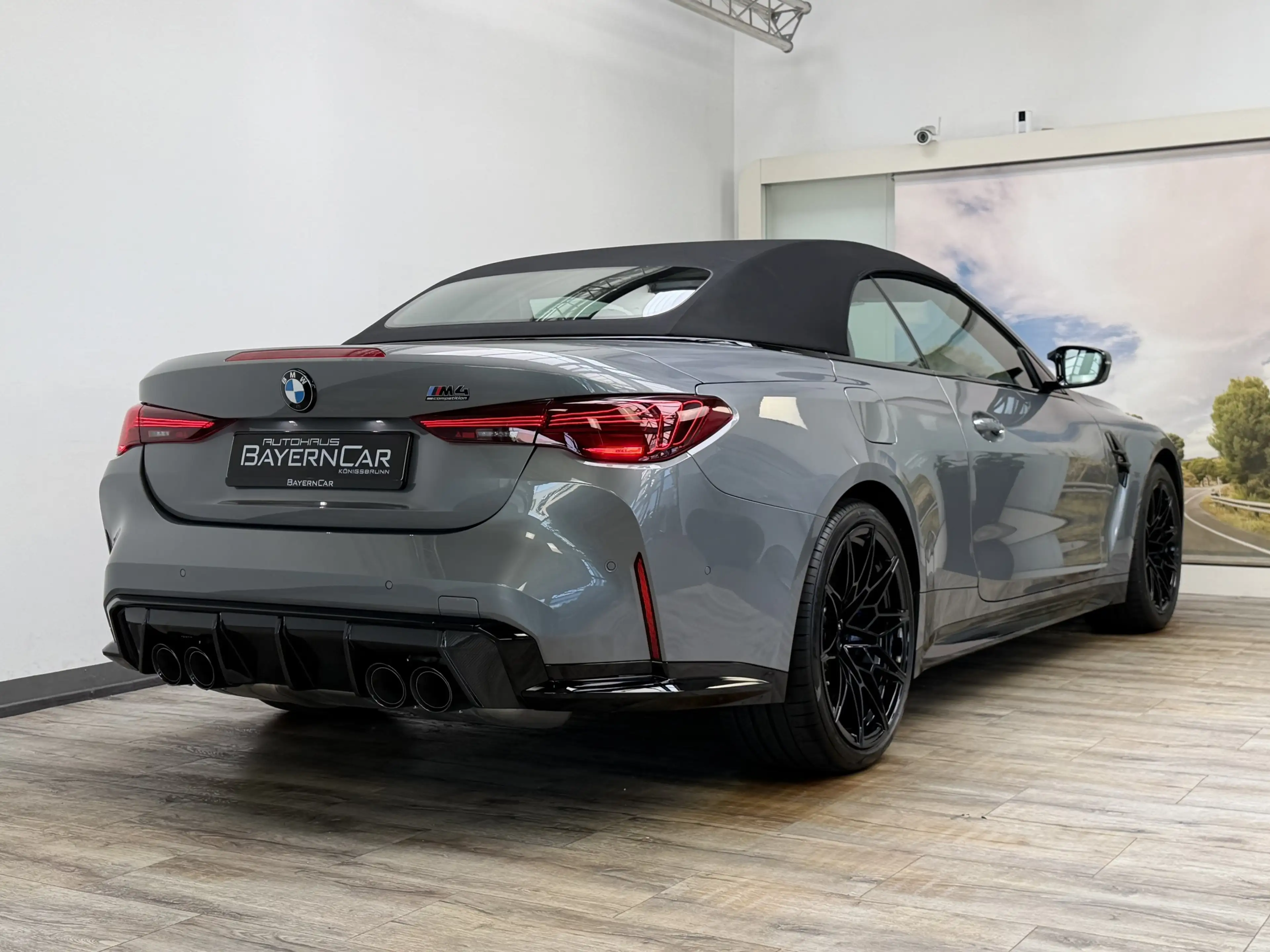 BMW M4 xDrive Comp. Cab. CarbonExt. ACC 360°Ultimate — photo 12