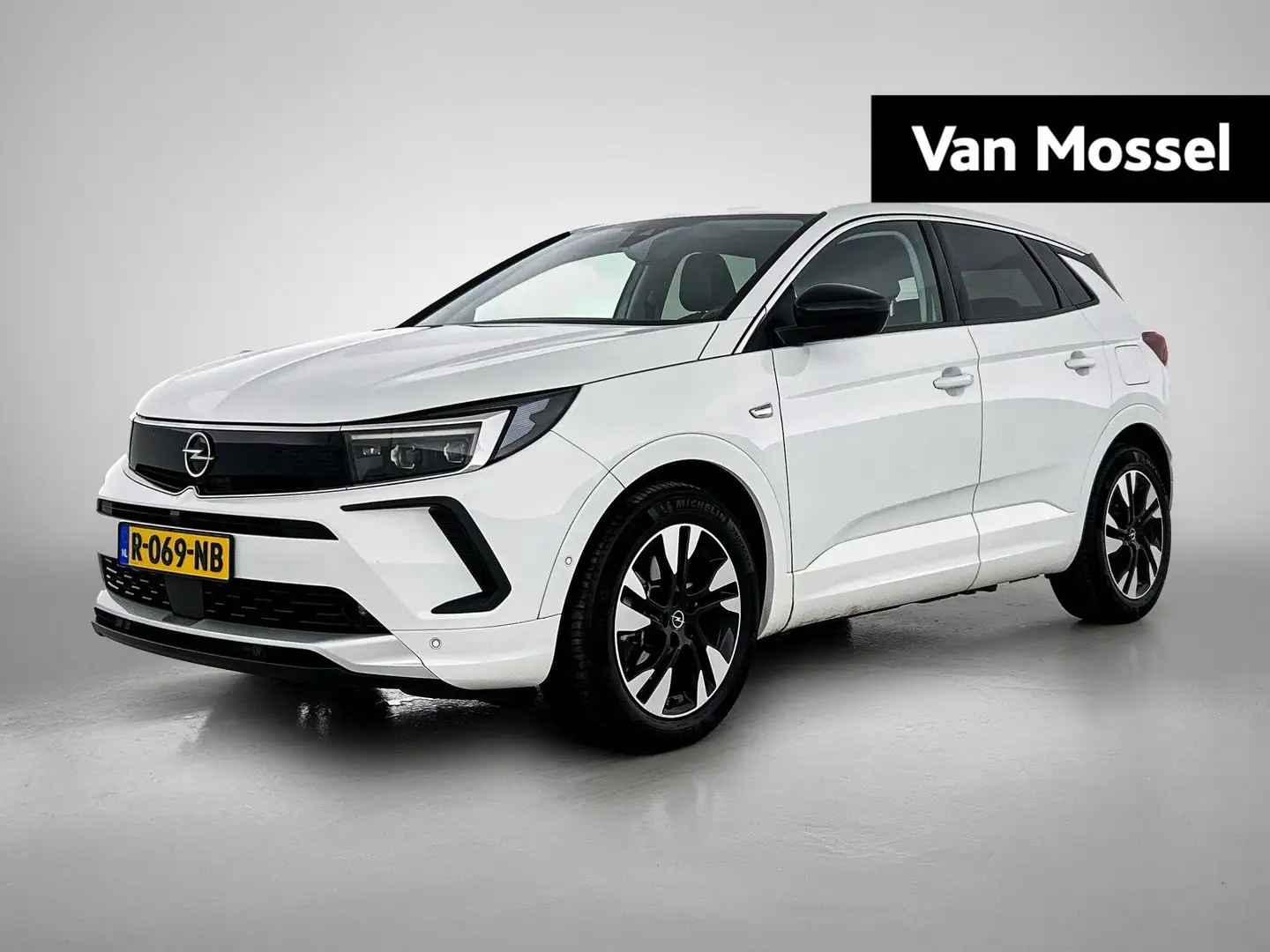 Opel Grandland 1.6 Turbo Plug-In Hybrid Wit - 1