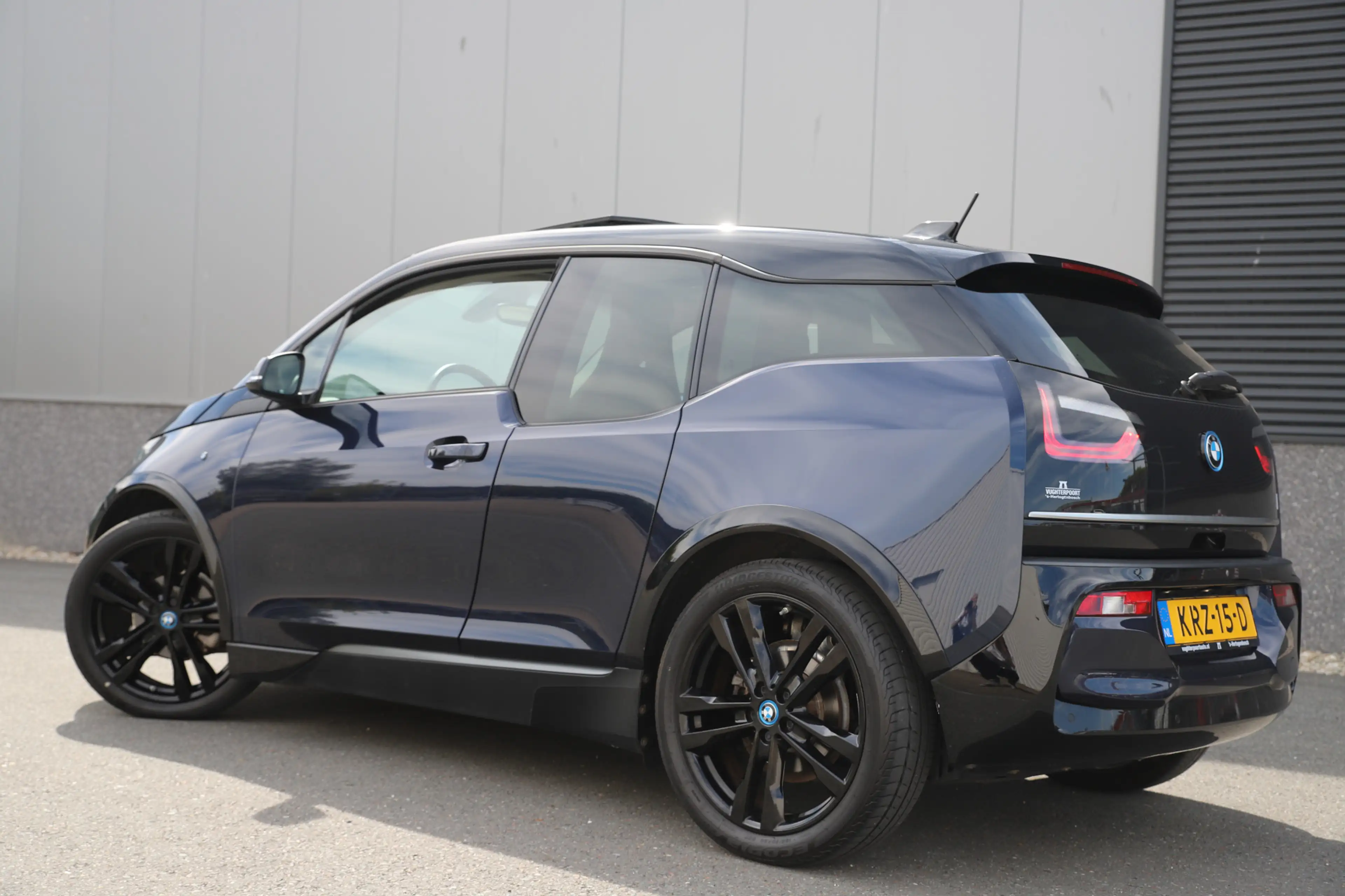 BMW i3 S 184pk Executive 120Ah 42 kWh/Sunroof/Leder/Adapt — photo 6