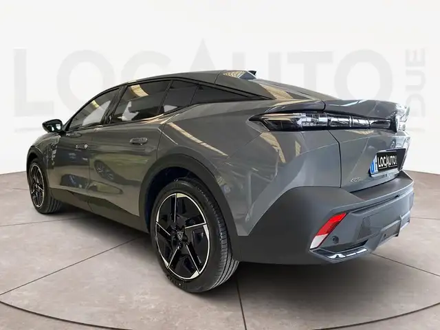 Peugeot 408 view 5