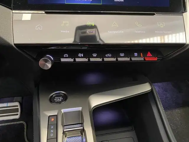 Peugeot 408 view 11