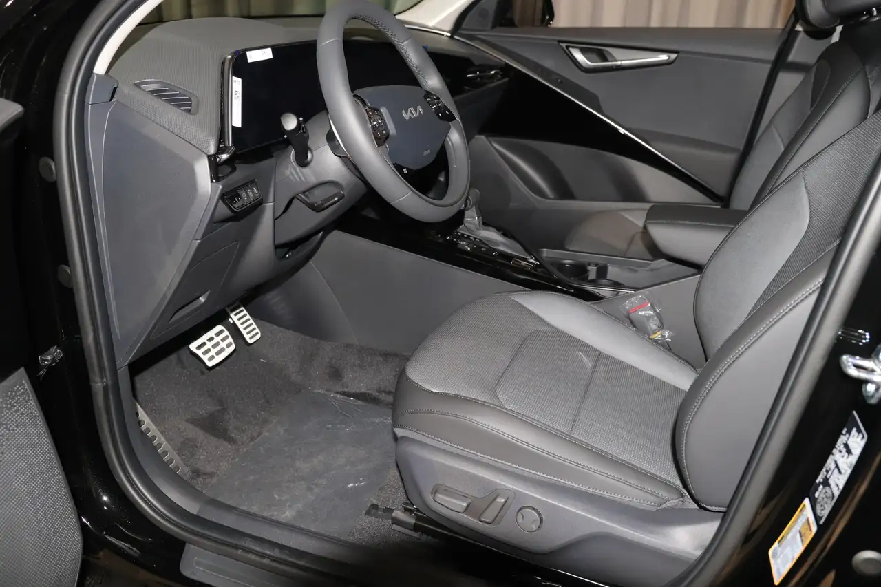 Kia Niro снимка Kia Niro