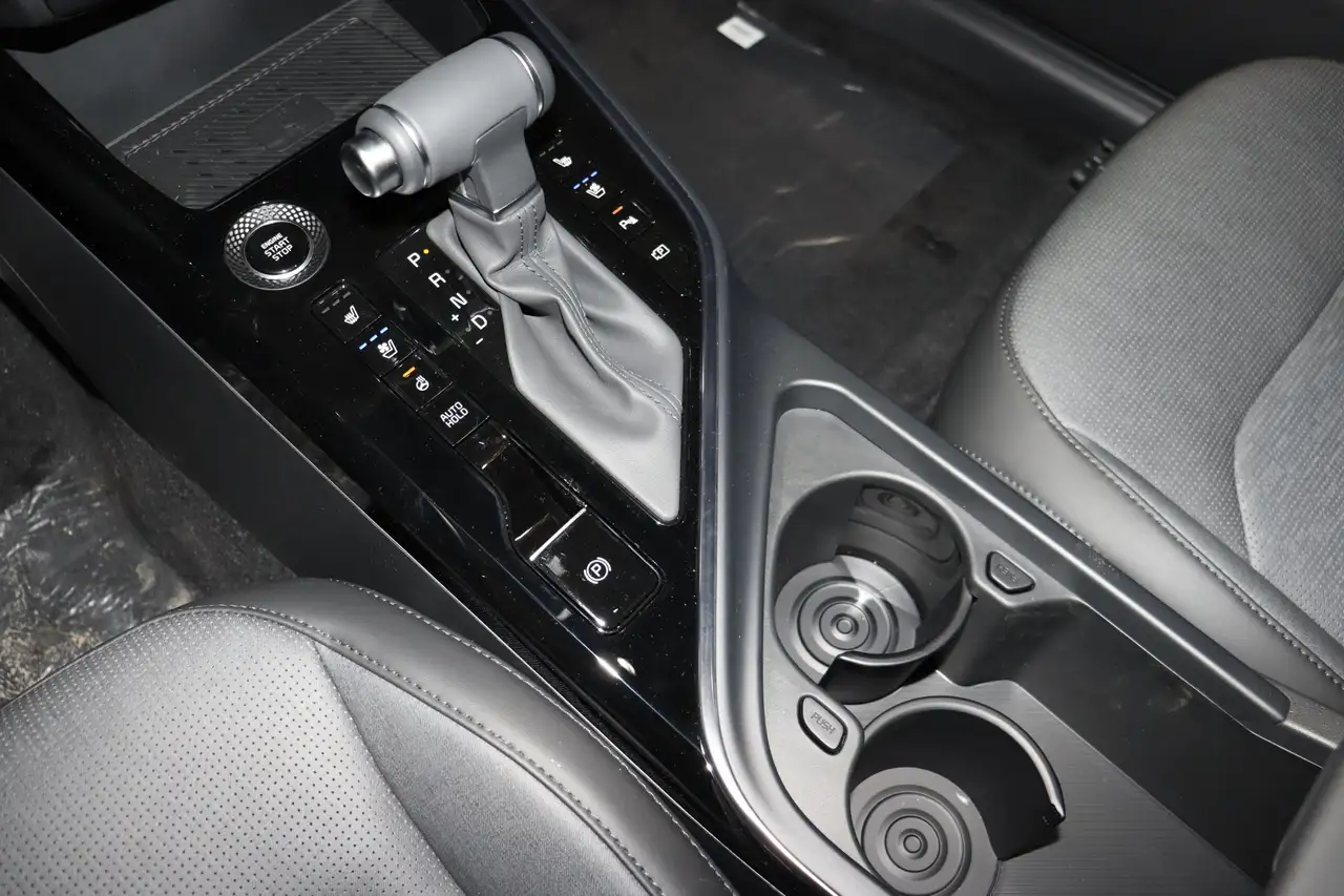 Kia Niro снимка Kia Niro