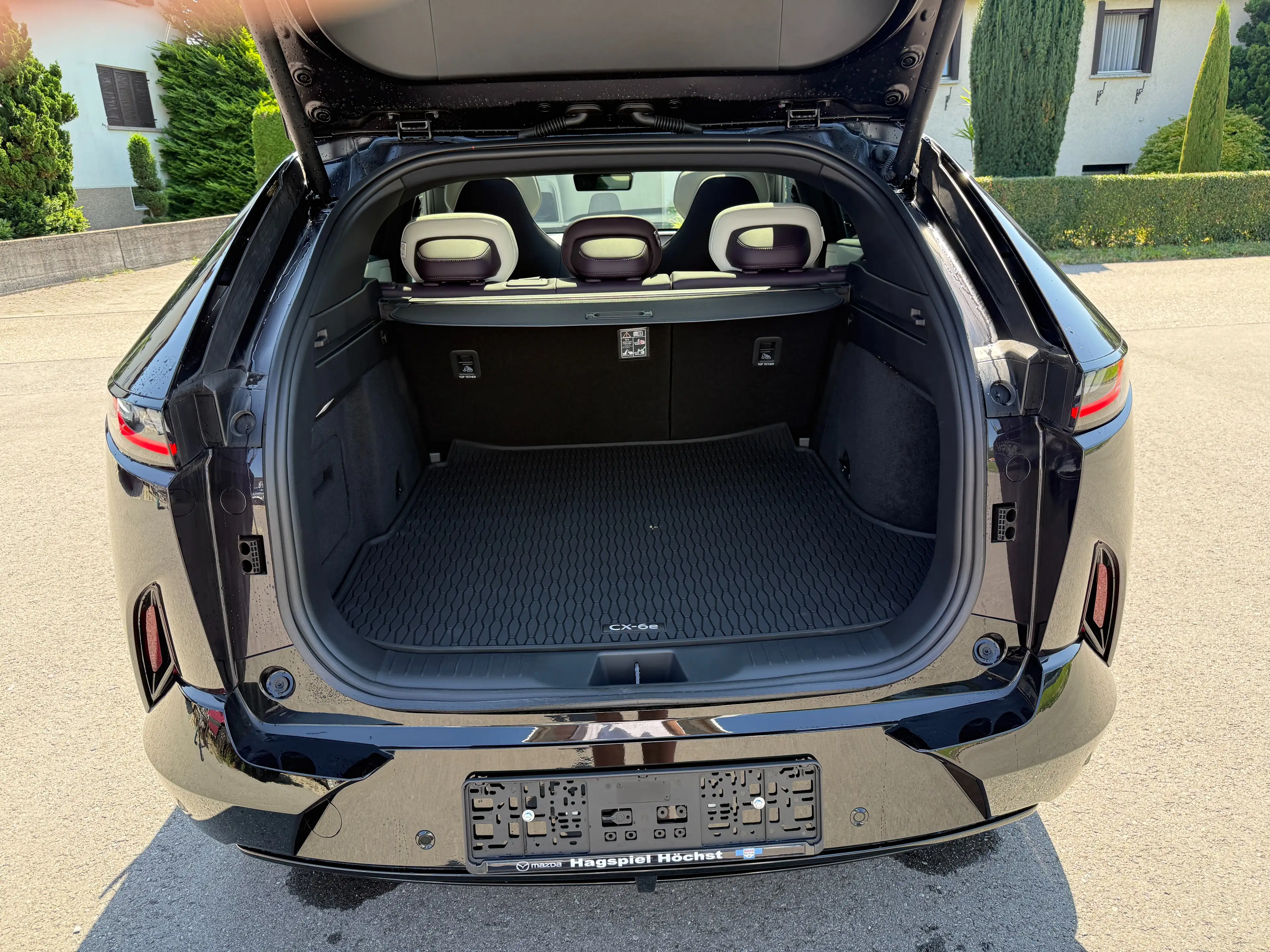 Mazda CX-6e 78kWh Takumi Plus Vollausstattung — photo 11