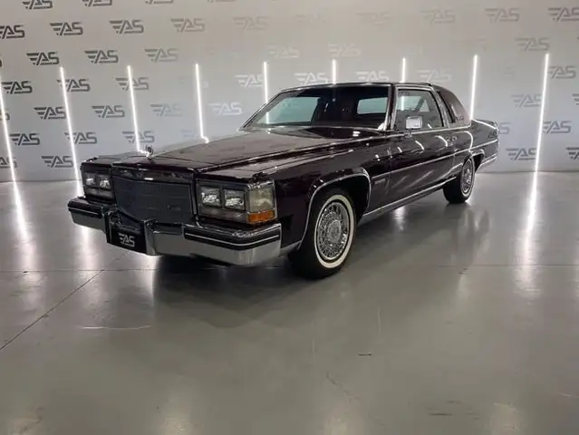 Cadillac Fleetwood Brougham