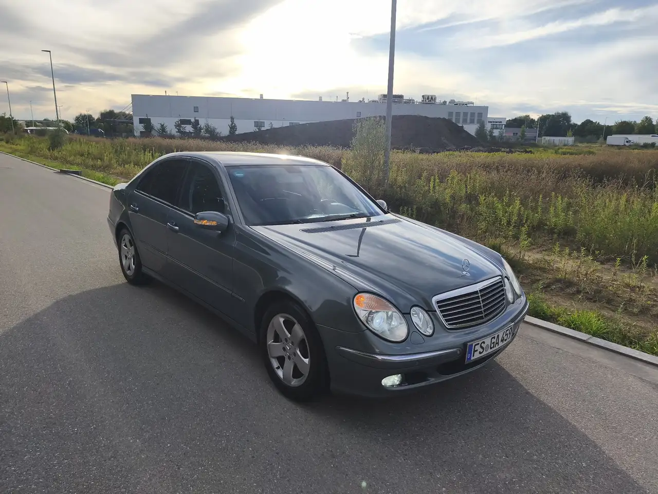 Mercedes-Benz E 320