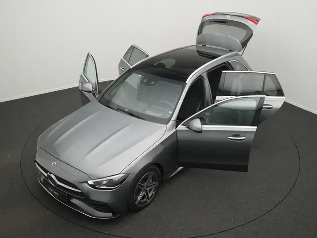 Mercedes-Benz C-Class view 14