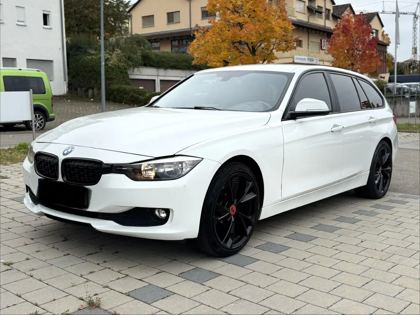 BMW 316 316 d AUTOMATIK KLIMA SHZ NAVI PDC TEMP ALU Weiß - 2