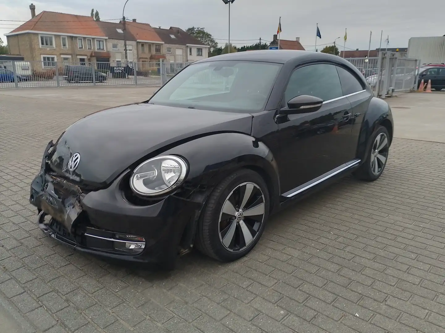 Volkswagen Beetle 1.6TDI DESIGN Zwart - 1