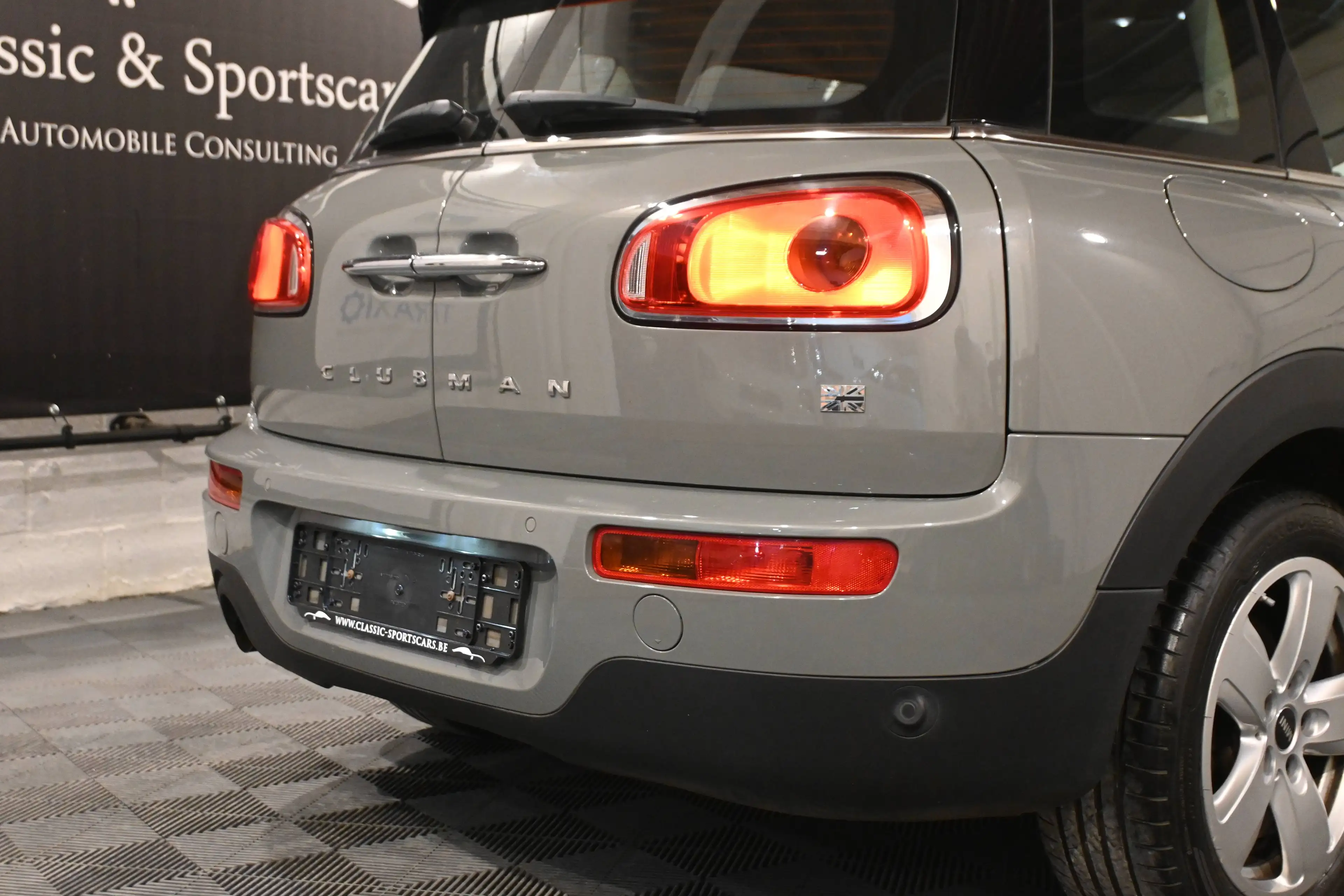 MINI Cooper Clubman 1.5i CLUBMAN / EURO 6b / GPS NAVIGATION / BLUETOOTH / PDC / CARNET MINI !! — photo 5