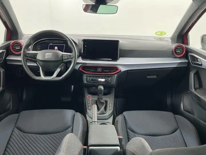 SEAT Ibiza 2025, foto 4