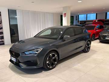 1.4 e-Hybrid 204cv DSG Cruise Navi Fari LED 18”