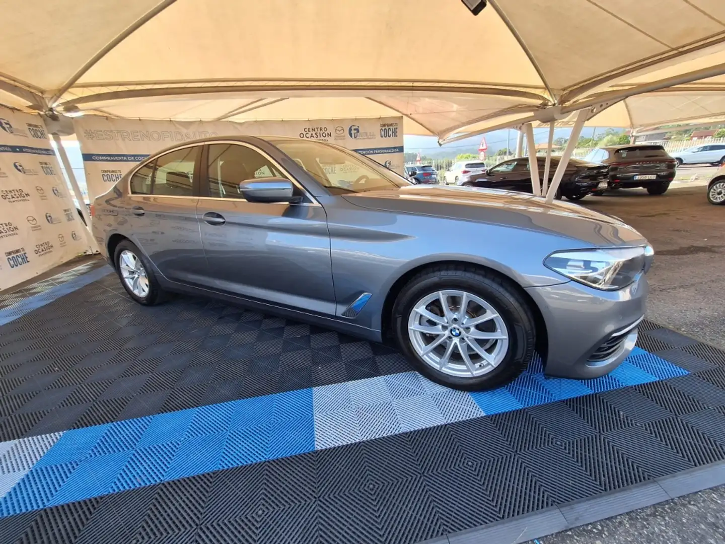 BMW 520 520dA Gris - 1