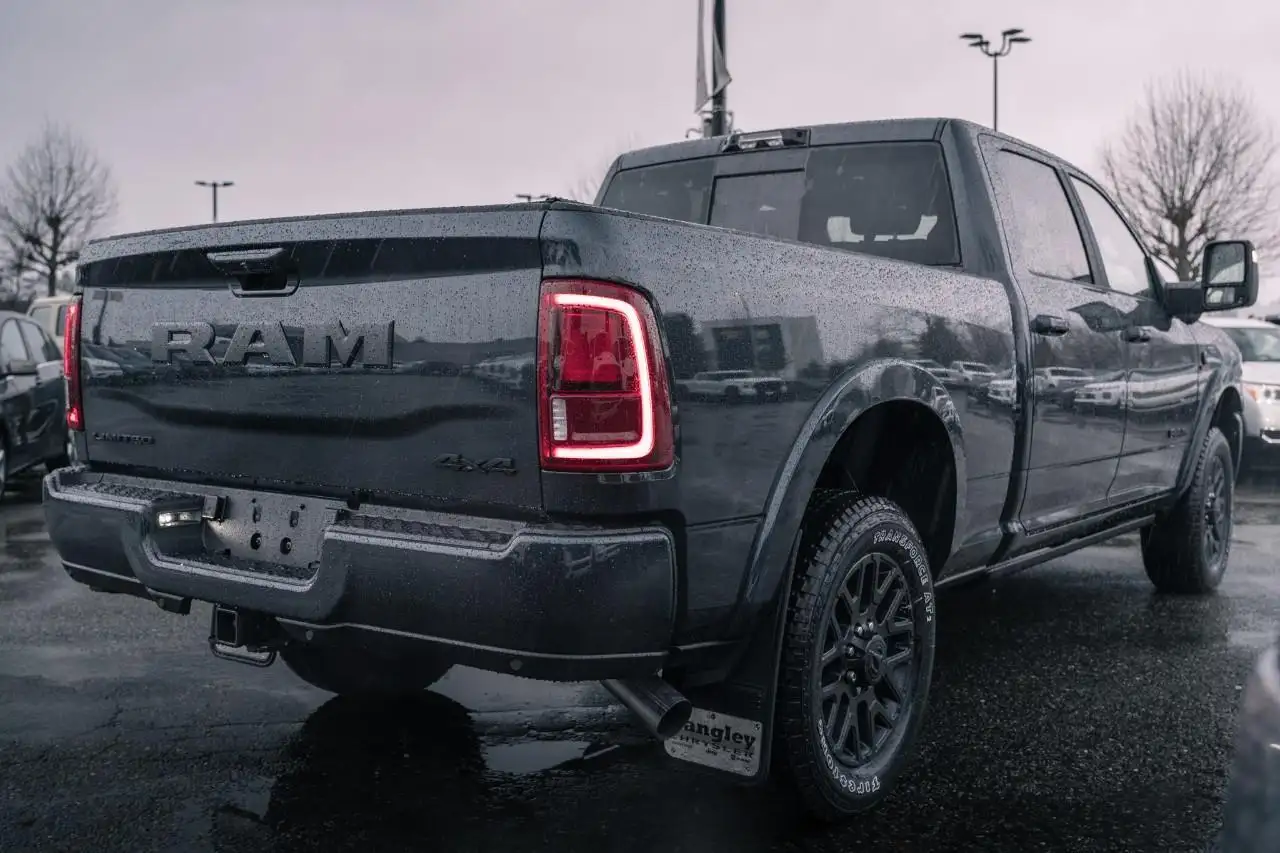 RAM 3500 снимка RAM 3500