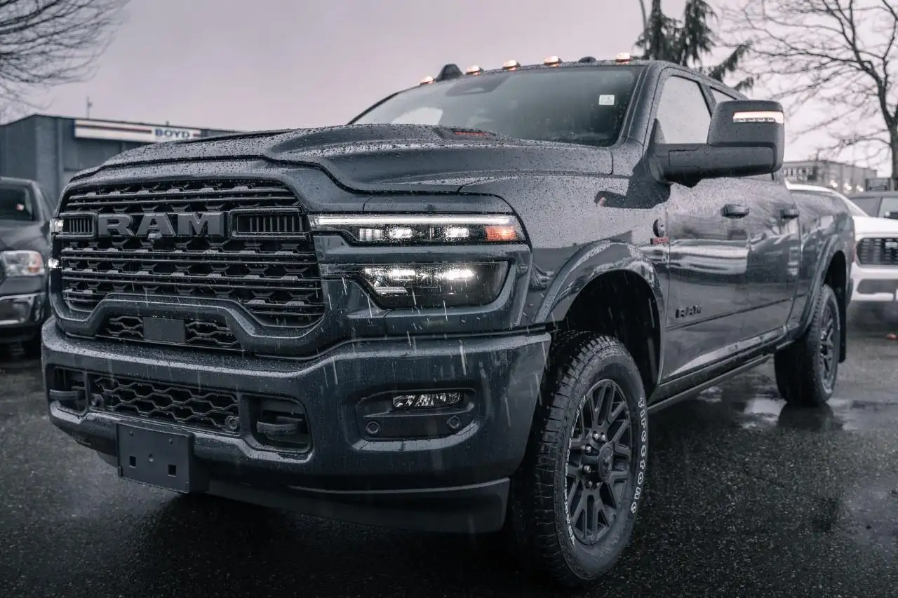RAM 3500 снимка RAM 3500