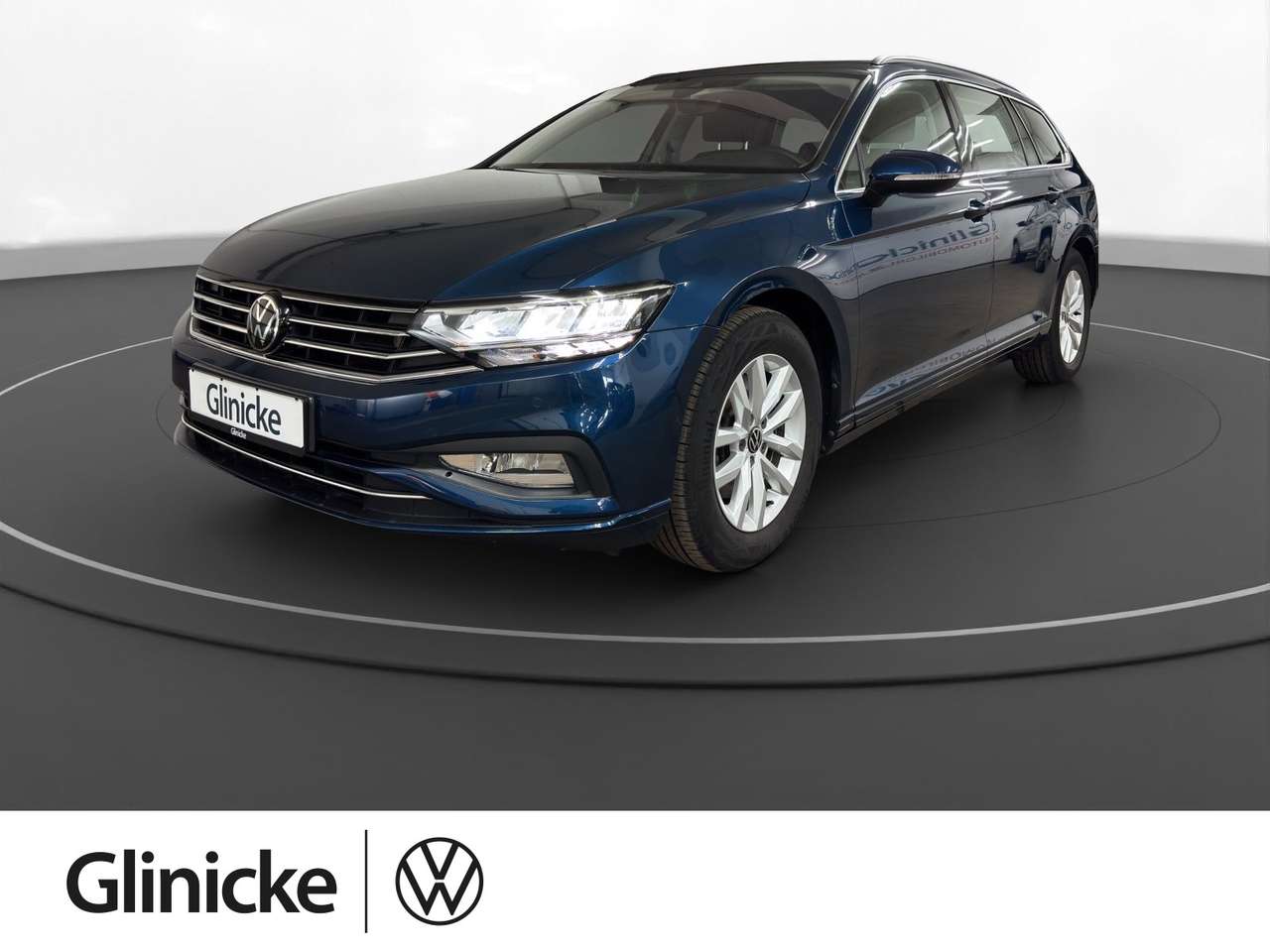 Volkswagen Passat Variant 2023 — 1.5 TSI Business LED Navi RFK ACC