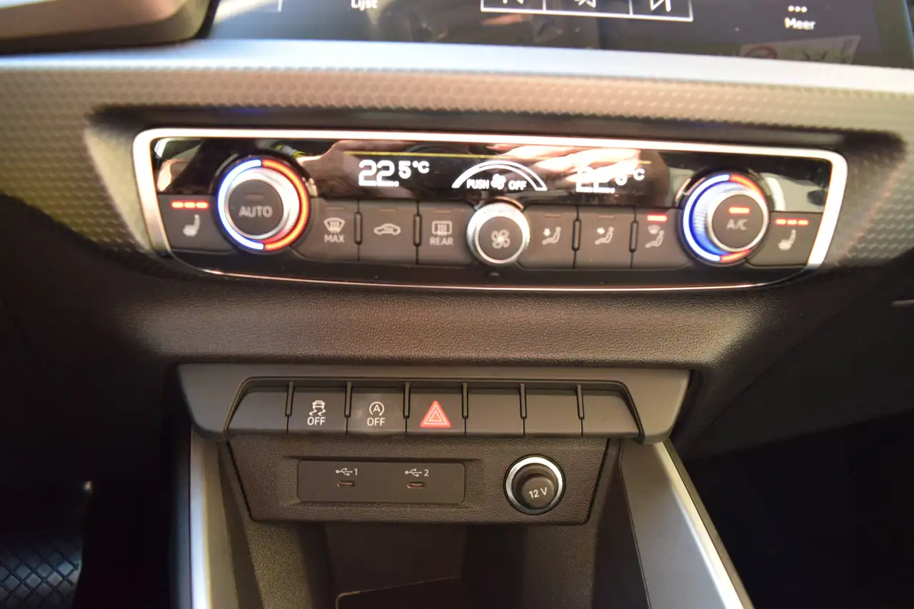 Audi A1 Sportback 25 TFSI Sport Edition S CR-CONTR / APPLE CARPLAY, миниатюра 17
