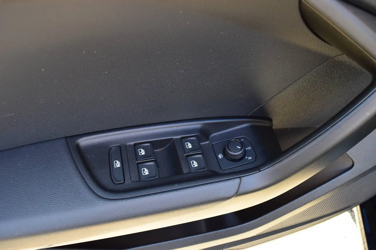 Audi A1 Sportback 25 TFSI Sport Edition S CR-CONTR / APPLE CARPLAY, миниатюра 20
