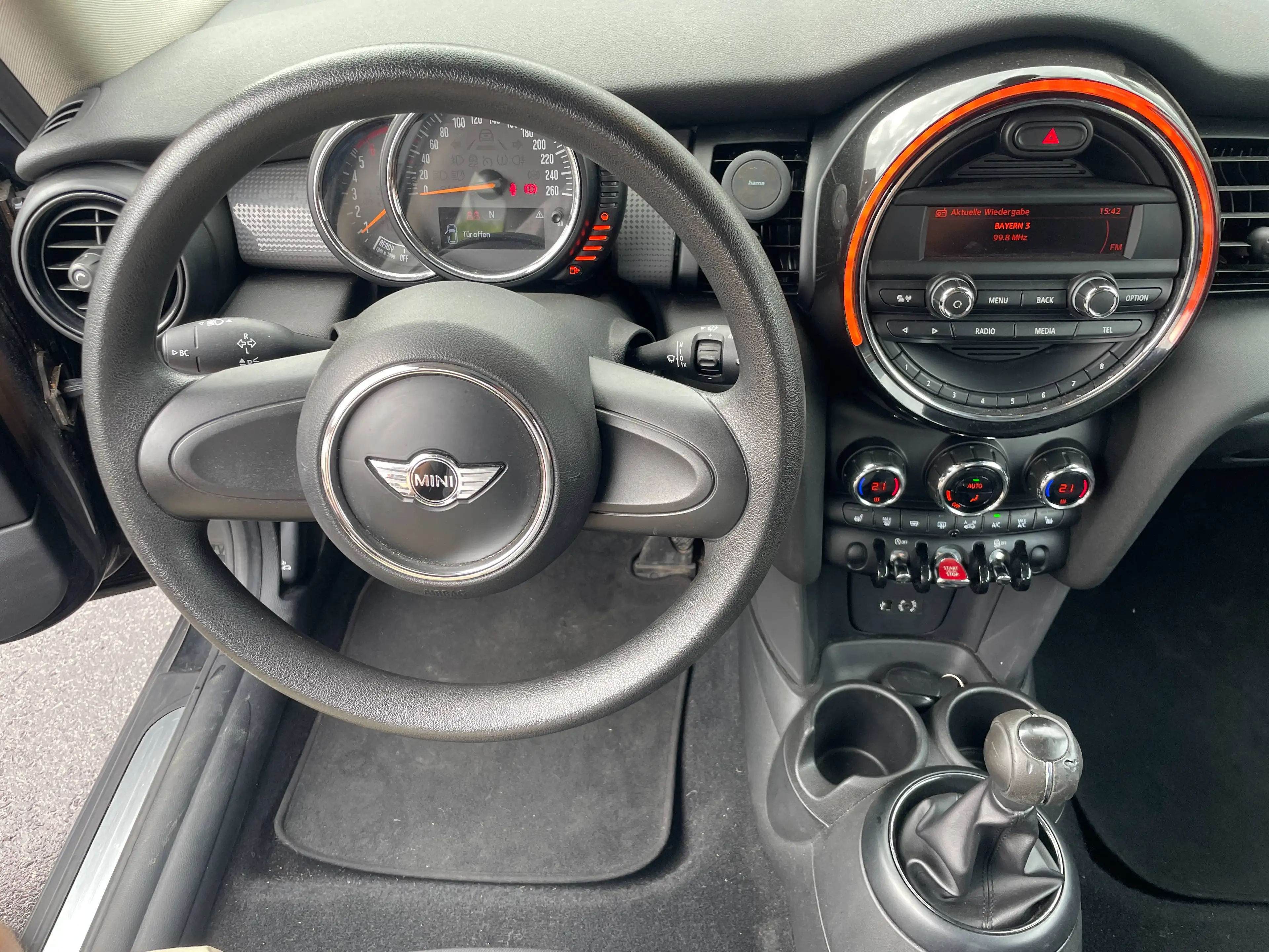 MINI Cooper D 1.5TDI EURO 6 — photo 11