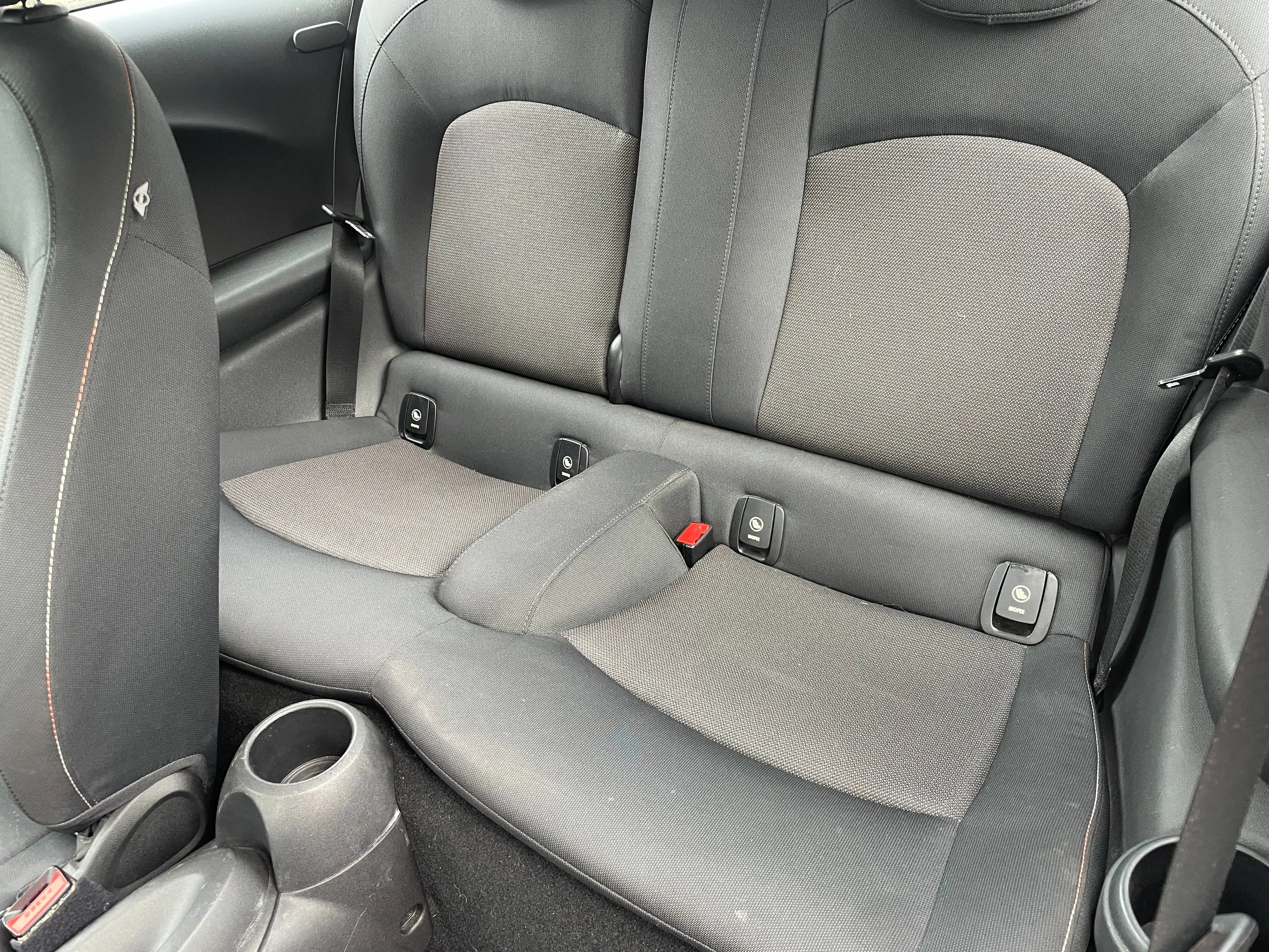 MINI Cooper D 1.5TDI EURO 6 — photo 9
