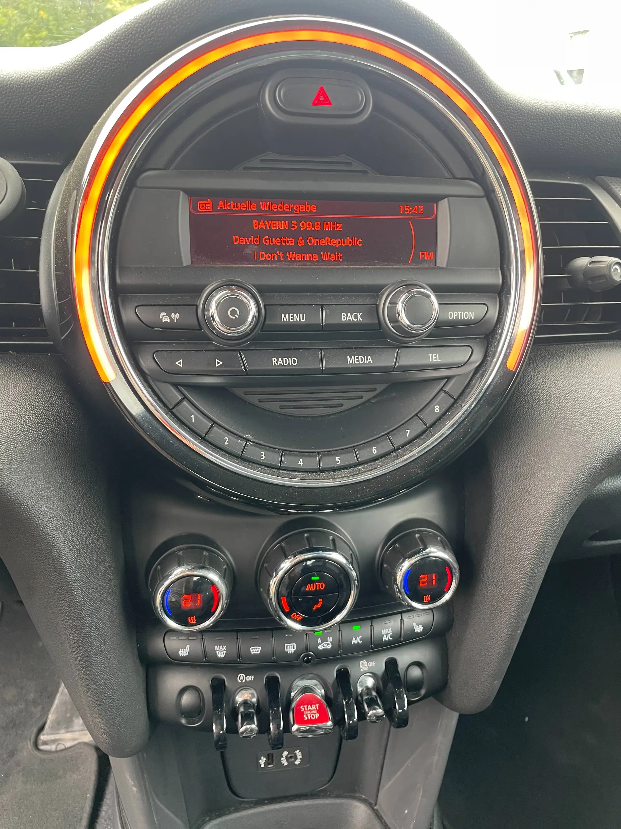 MINI Cooper D 1.5TDI EURO 6 — photo 13