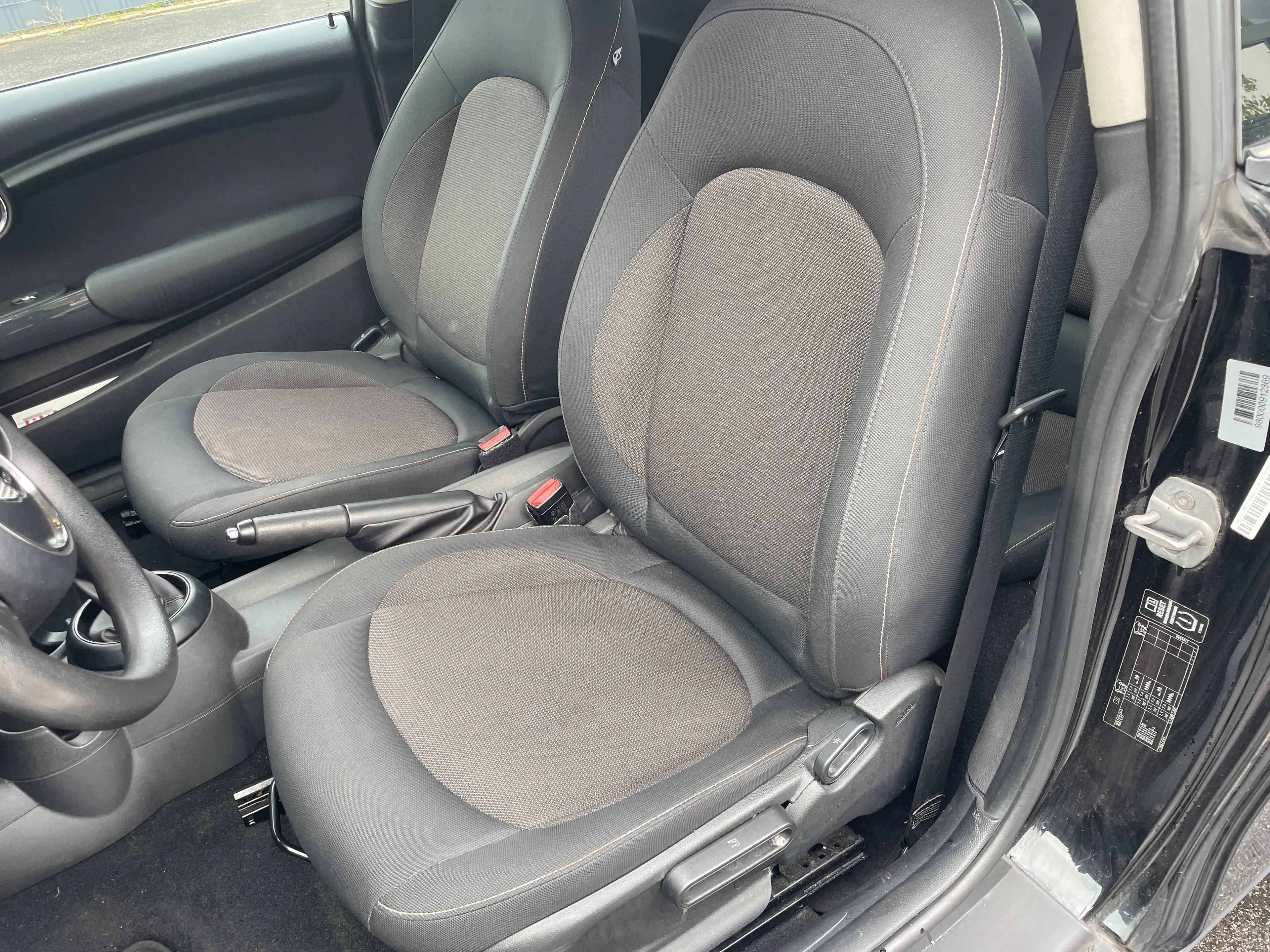 MINI Cooper D 1.5TDI EURO 6 — photo 8