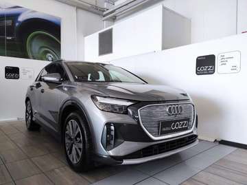 - Q4 40 e-tron Business Advanced