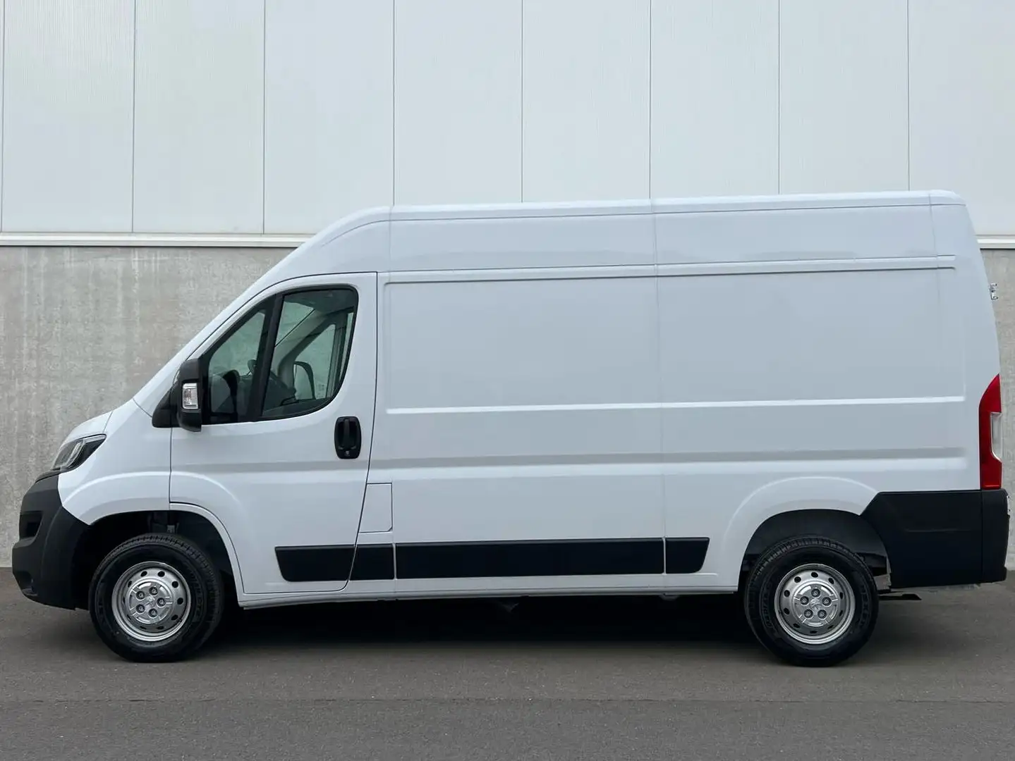 Peugeot Boxer 30 - 2.2 BlueHDi L2H2 S/S (EU6.4) Wit - 2