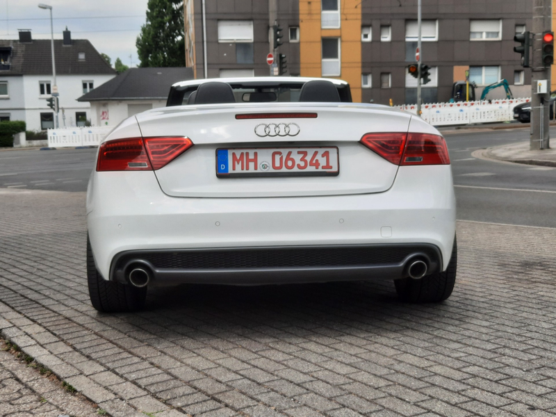 Audi A5 A5 Cabrio Diesel Cabrio 3.0 TDI DPF quattro S-Line — photo 4