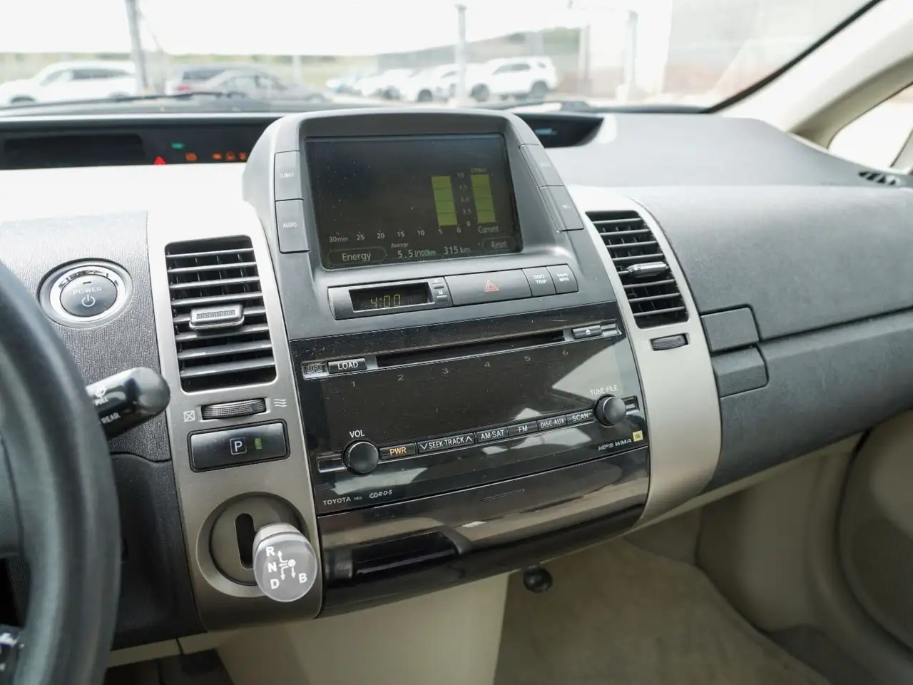 Toyota Prius снимка Toyota Prius