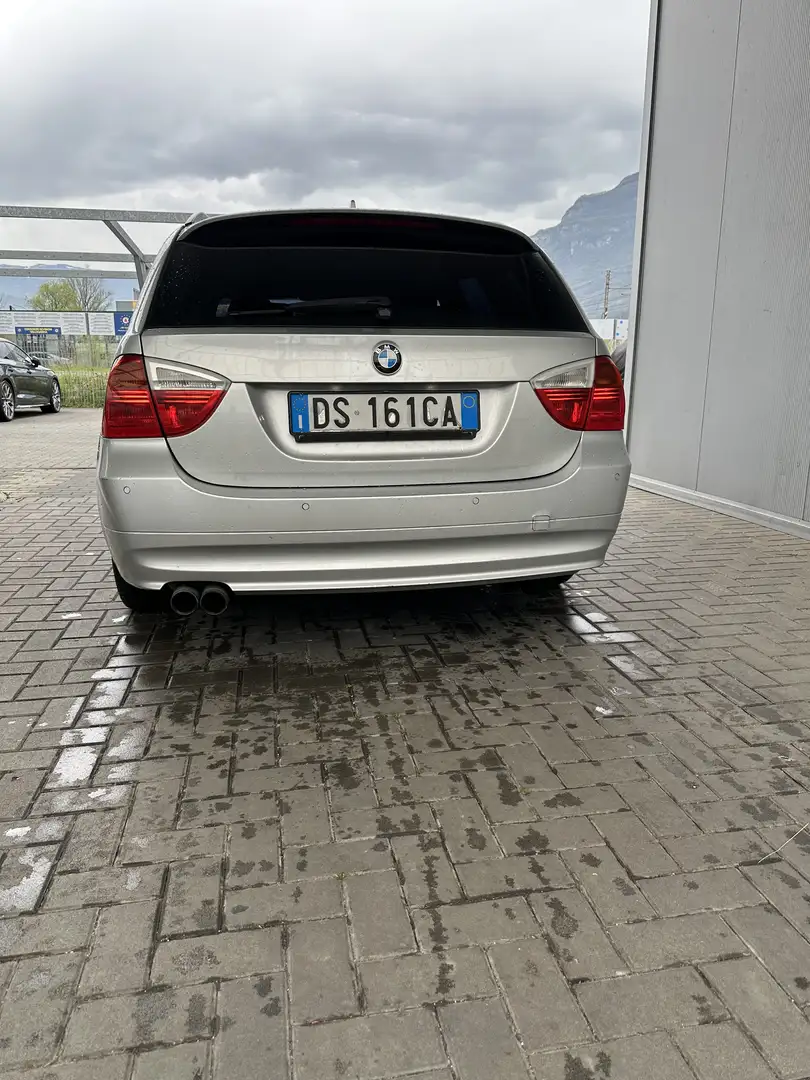 BMW 330 2008 BMW 330xd  E91 - 2