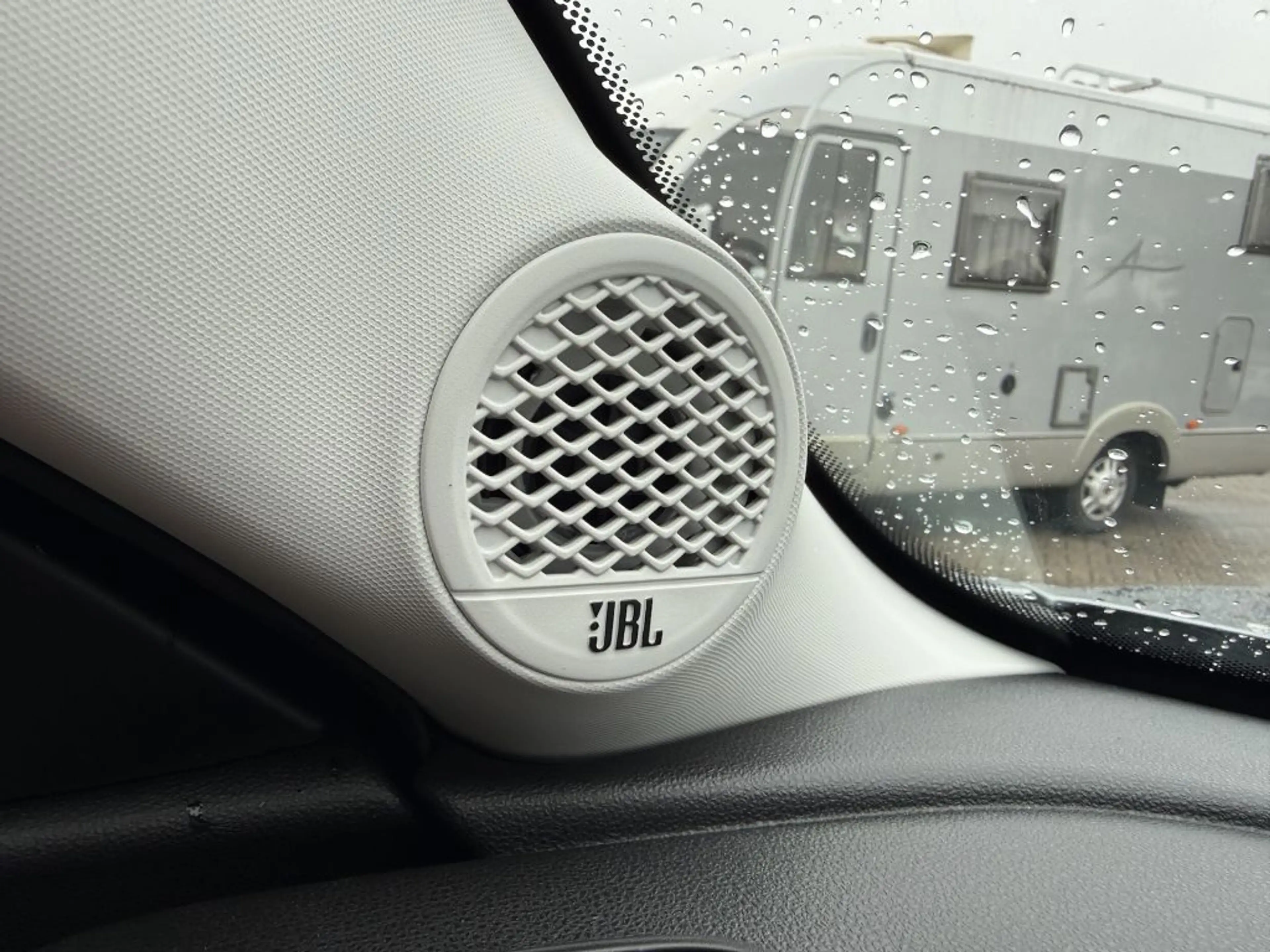Jeep Avenger 1.2 GSE T3 Turbo-Benzin GDI Altitude — photo 23