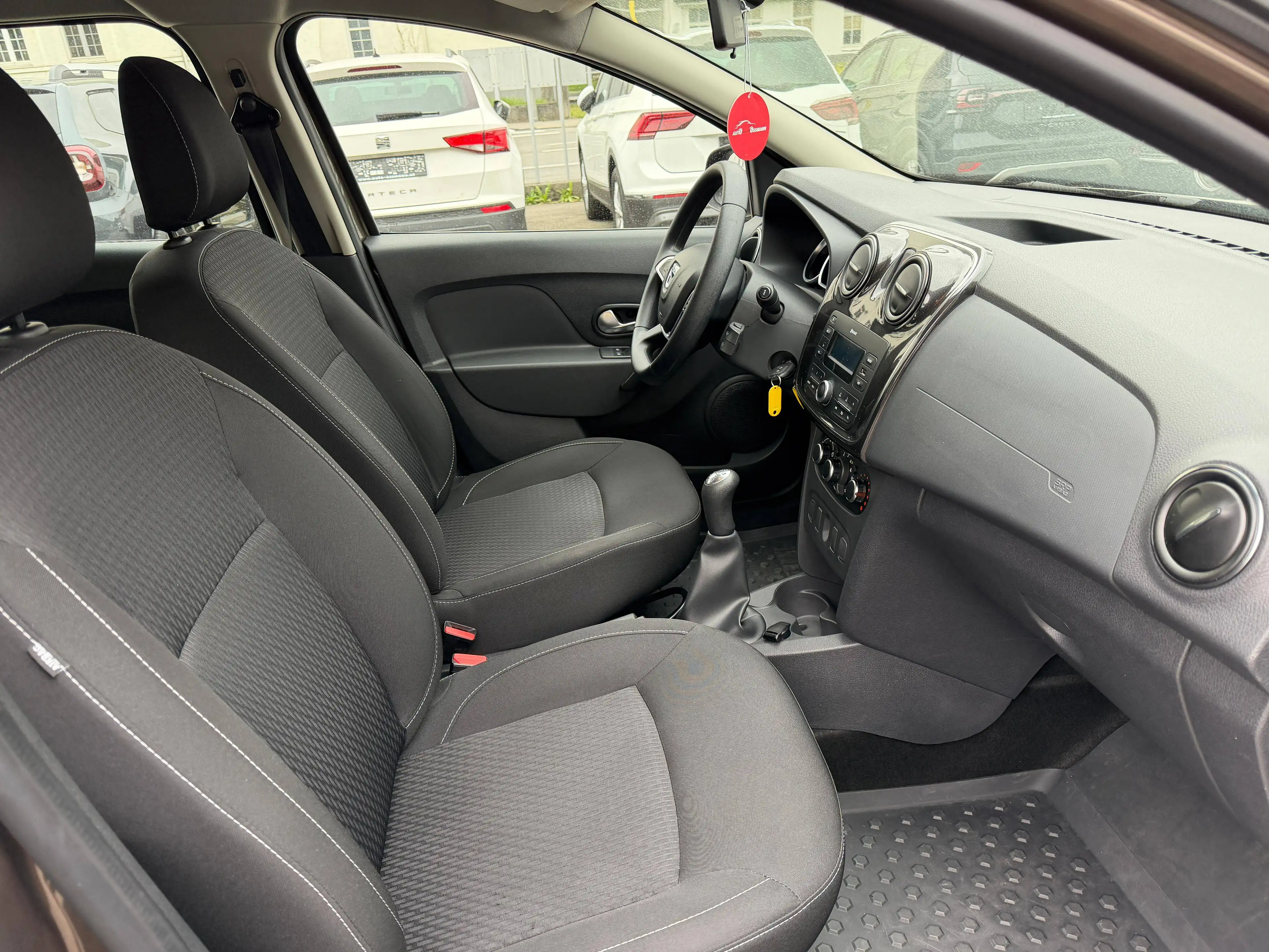 Dacia Logan Logan MCV Ambiance TCe 90 S TÜV NEU — photo 8