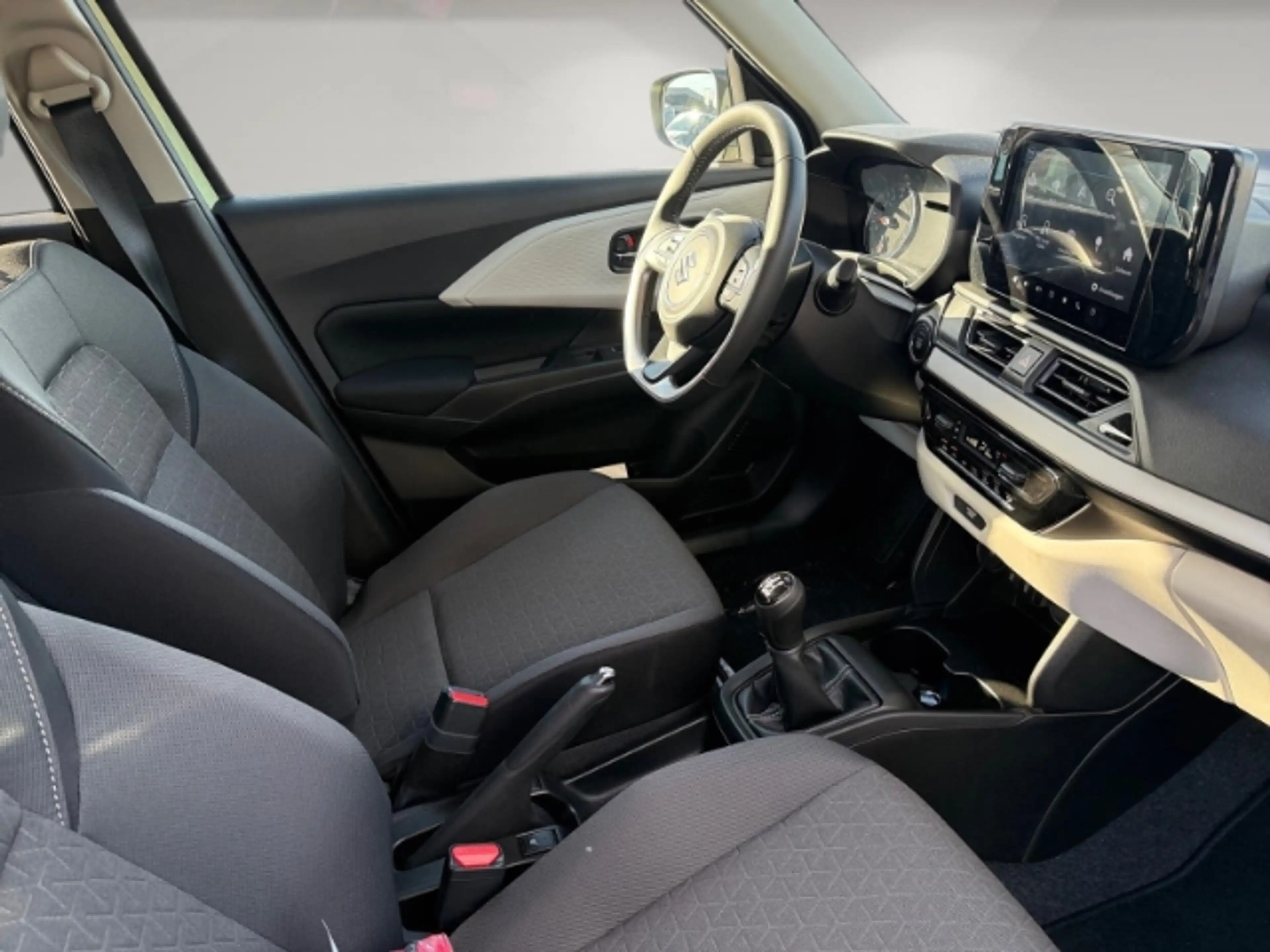 Suzuki Swift Comfort 1.2 Dualjet Hybrid 61 KW /Totwinkelass./ T — photo 15