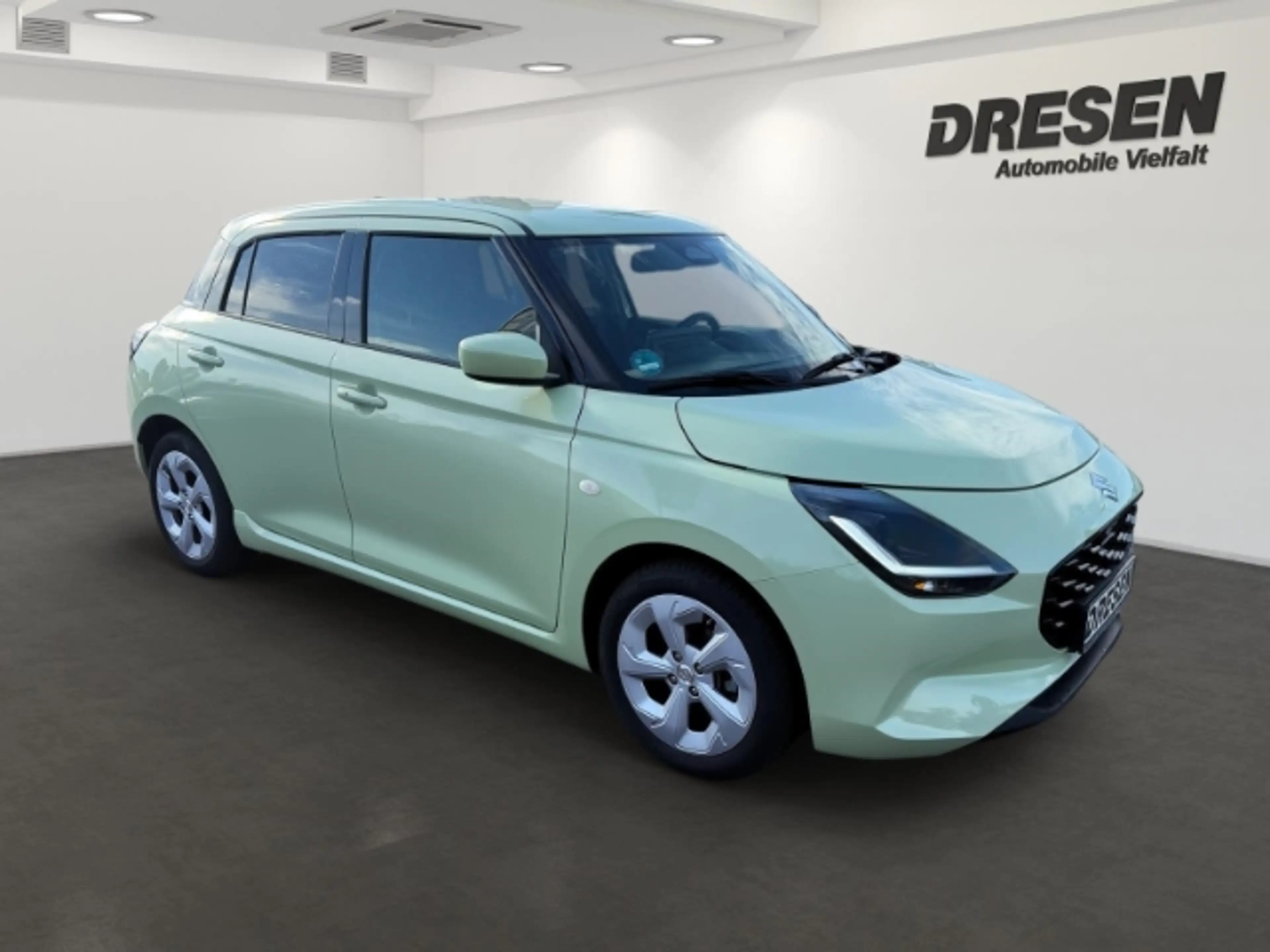 Suzuki Swift Comfort 1.2 Dualjet Hybrid 61 KW /Totwinkelass./ T — photo 3