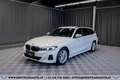BMW 318 d 48 V Touring Aut.*AHK*HEAD-UP*1.BESITZ* Weiß - thumbnail 1
