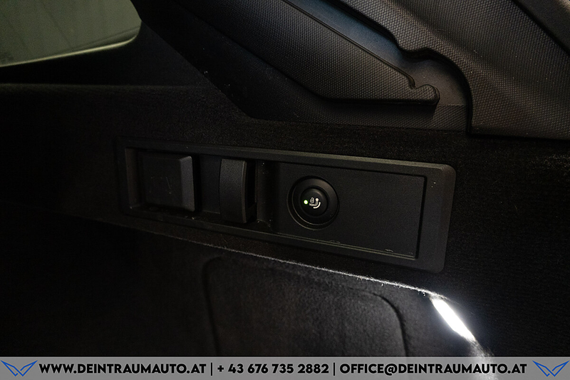 BMW 318 d 48 V Touring Aut.*AHK*HEAD-UP*1.BESITZ* — photo 10