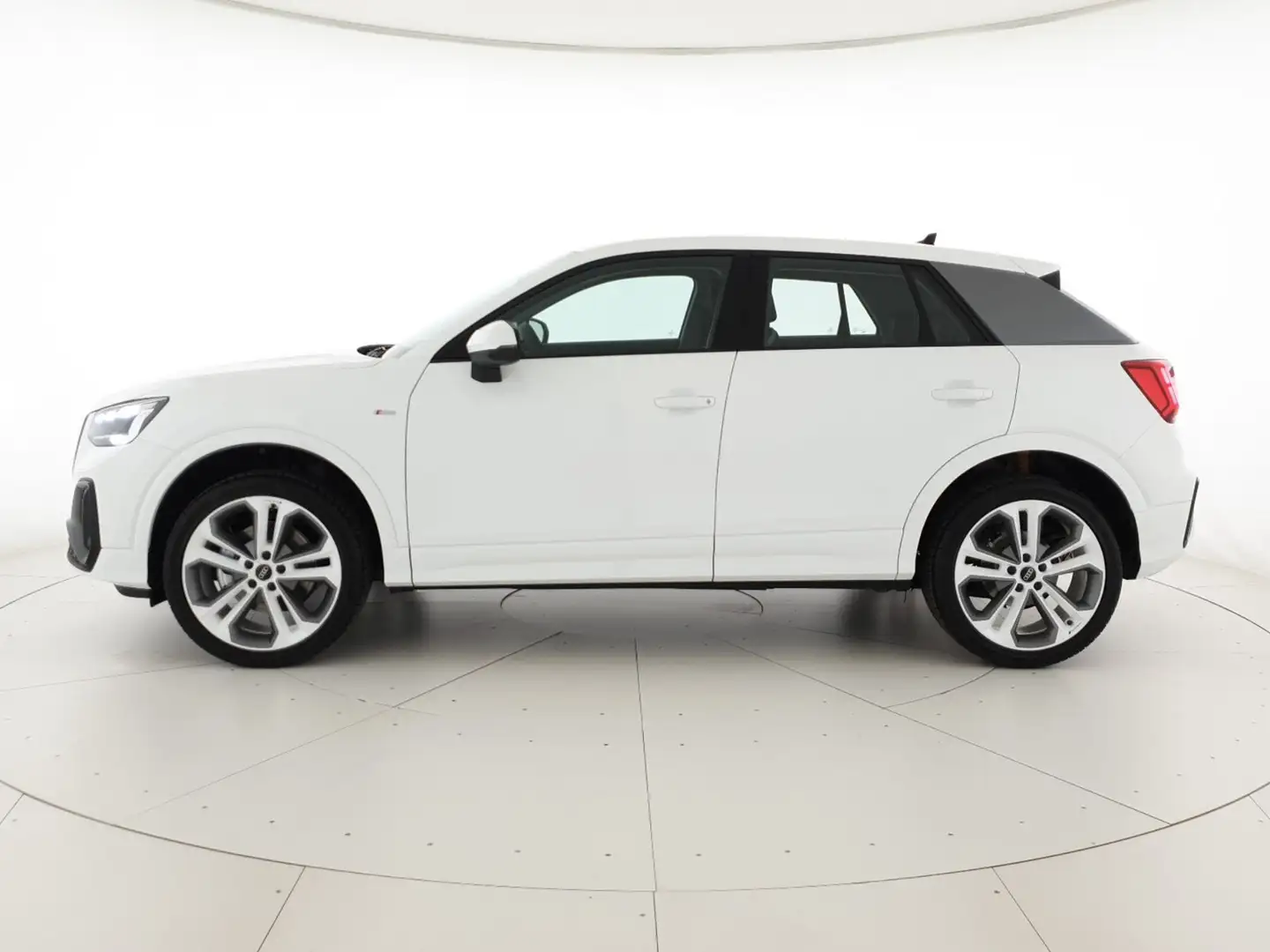 Audi Q2 35TFSI 150CV S tronic S line Edition Bianco - 2